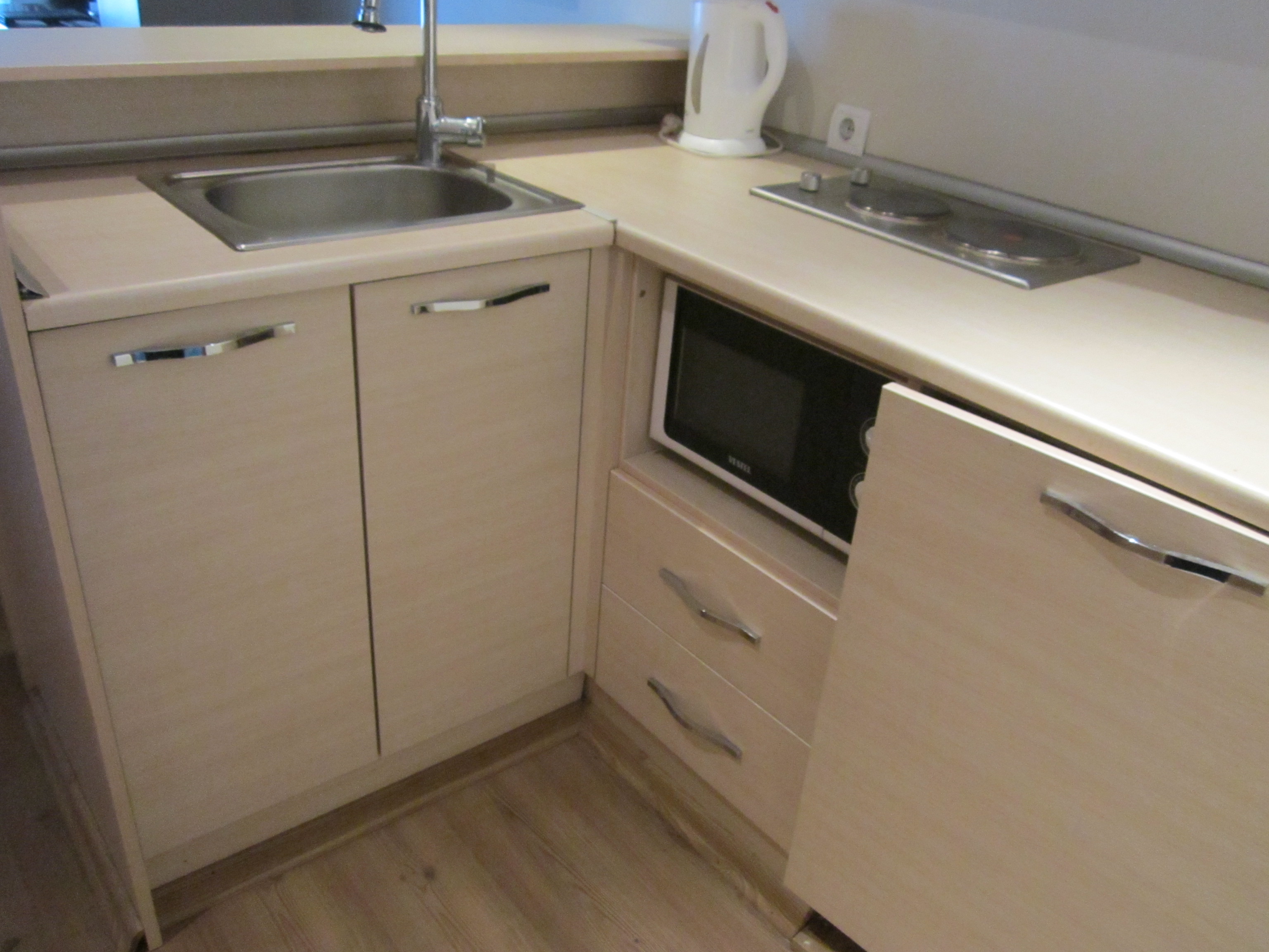 Suite with Kitchenette