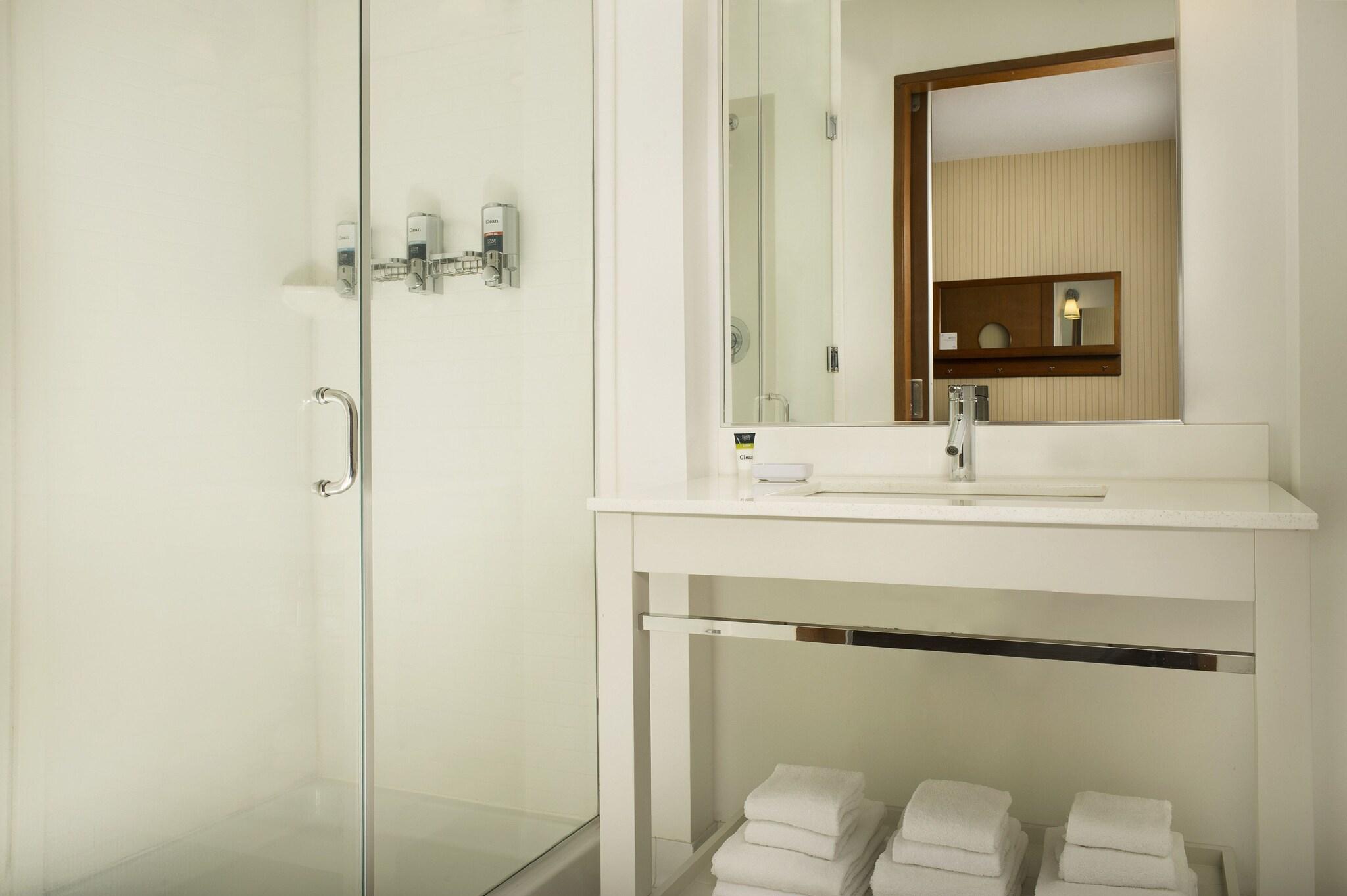 Double Accessible King Size Bed