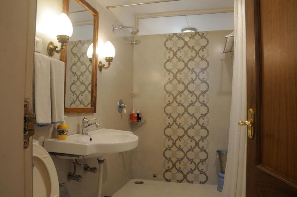 Family Room Deluxe Capacity 4