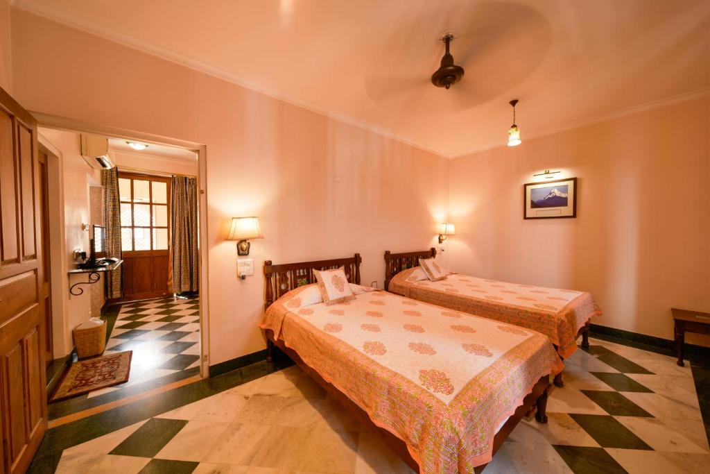 Family Room Deluxe Capacity 4