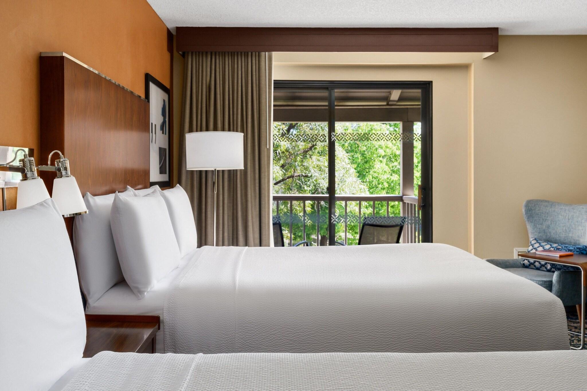 Double Deluxe Two Queen Beds