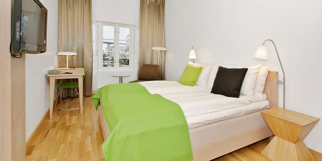 Double or Twin Standard