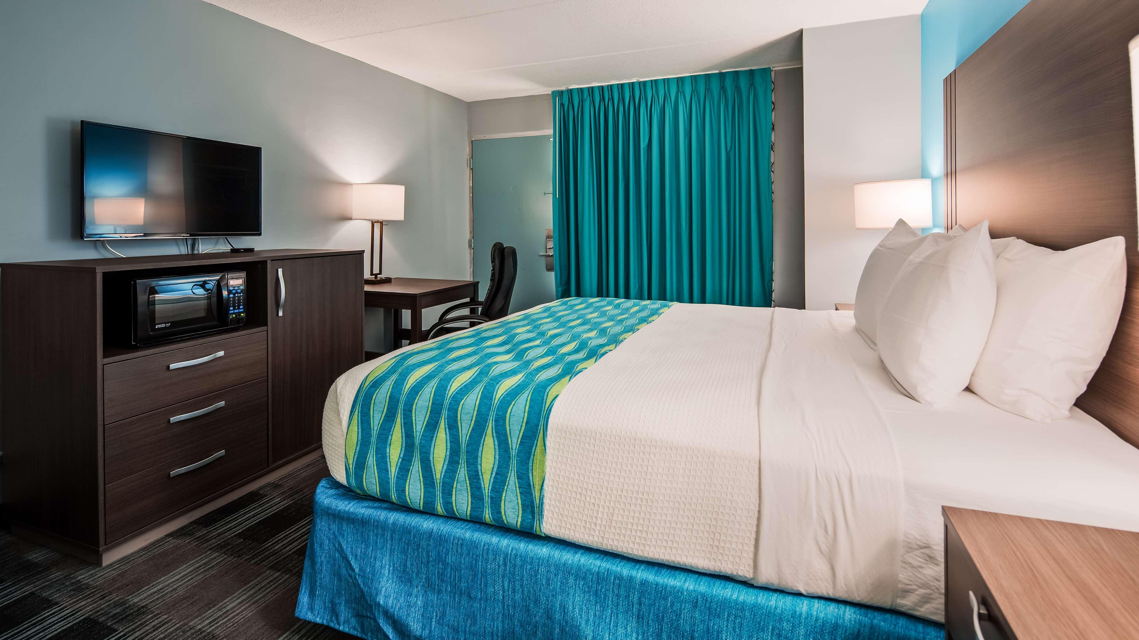 Room King Bed Non Smoking