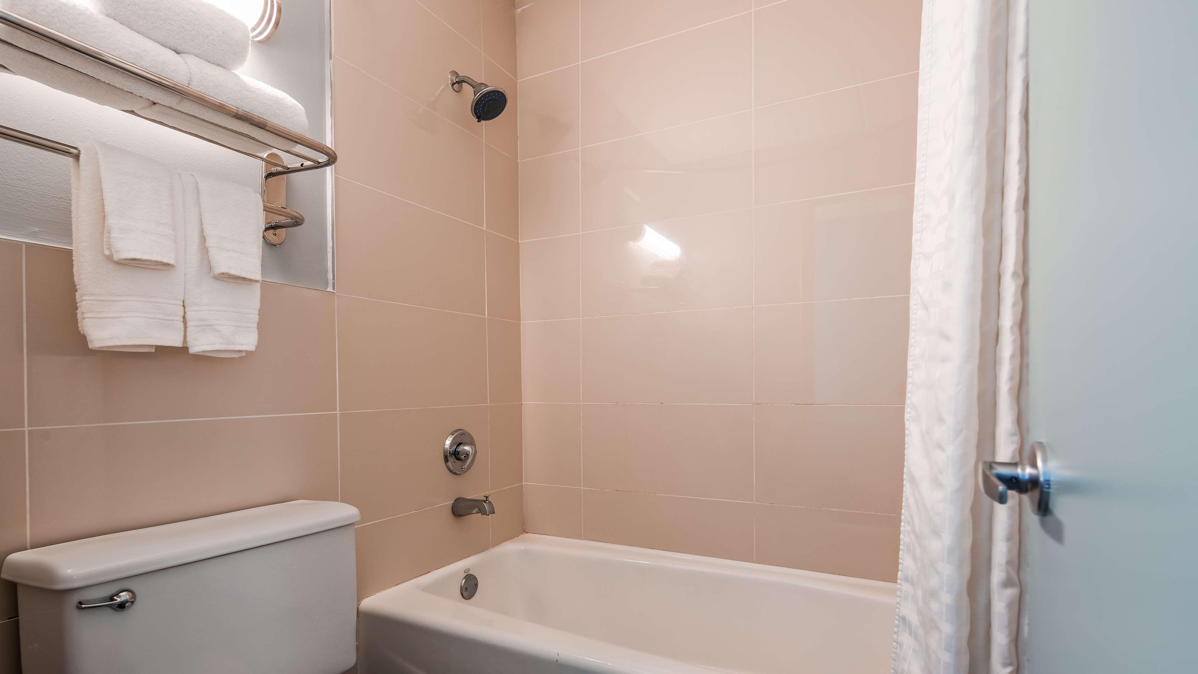 Double Accessible King Size Bed