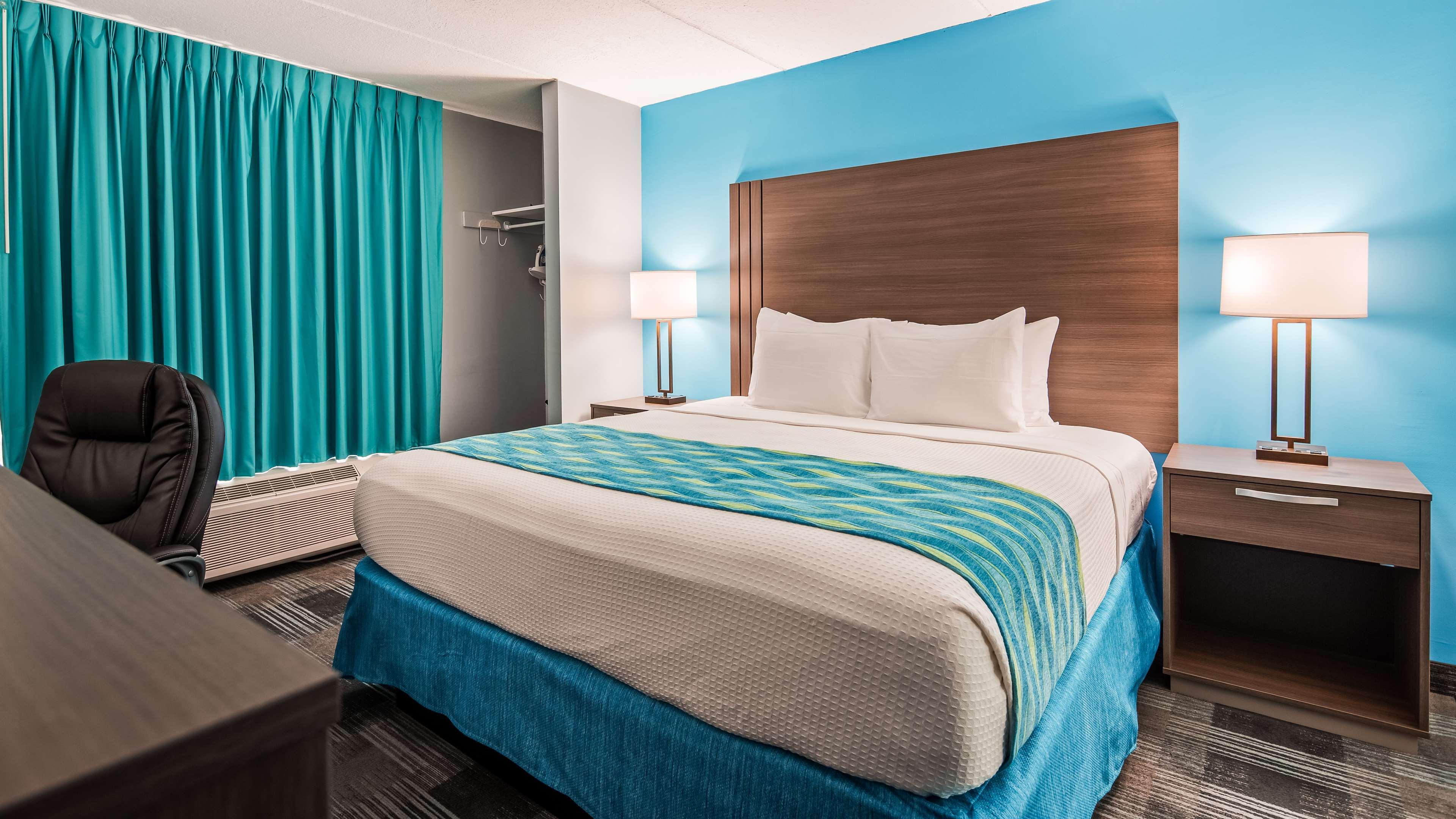Room King Bed Non Smoking