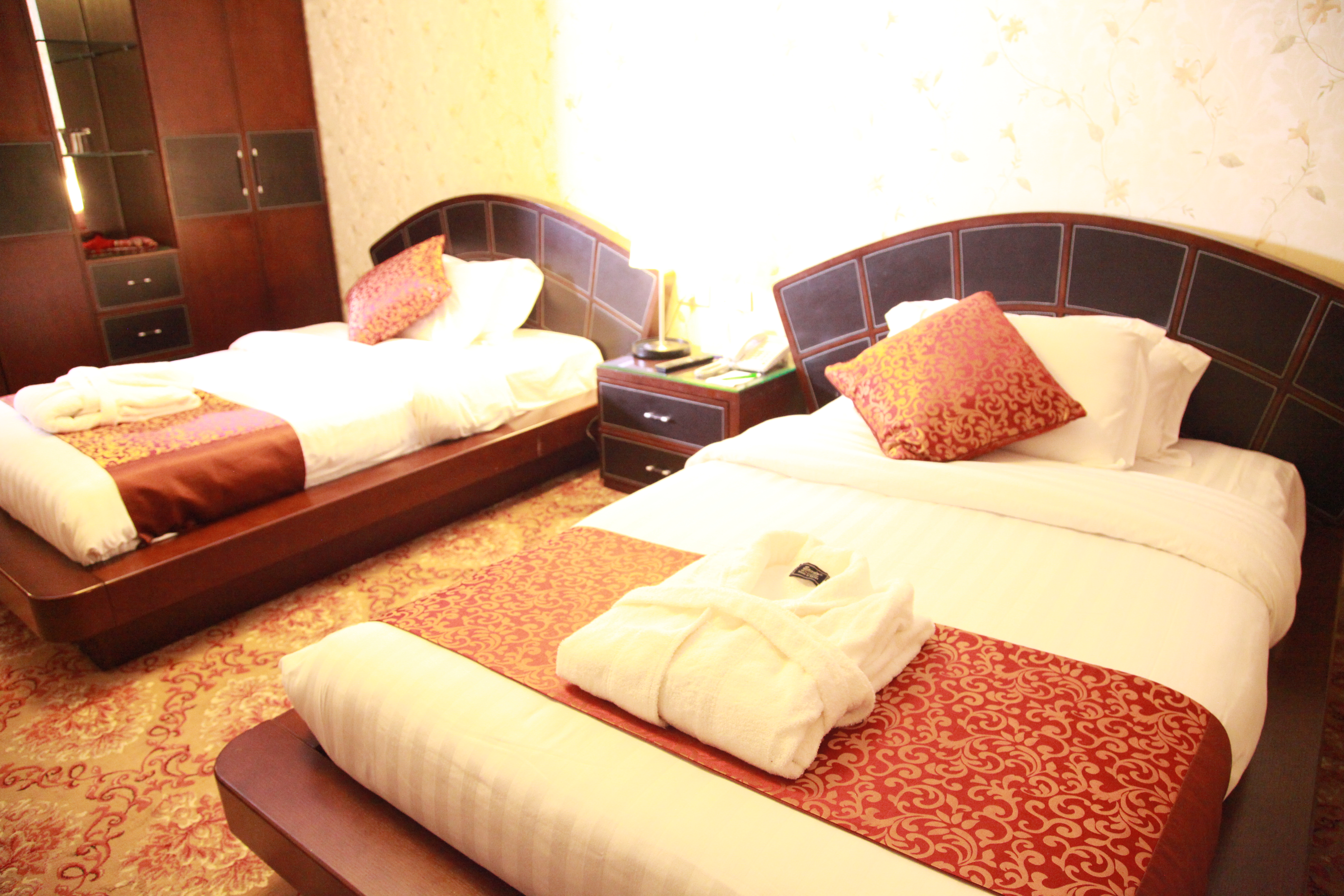 Double or Twin Standard