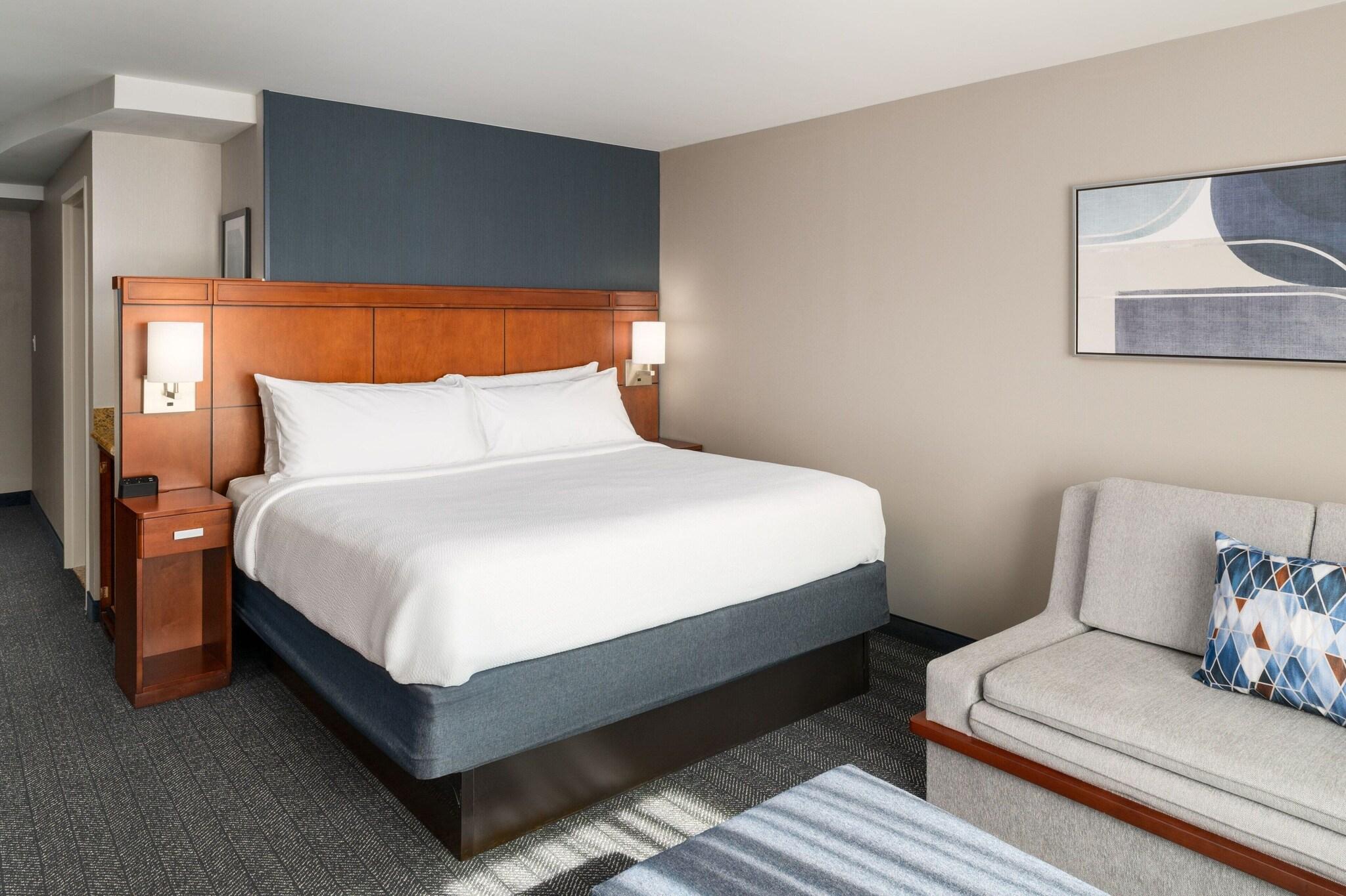 Junior Suite King Size Bed