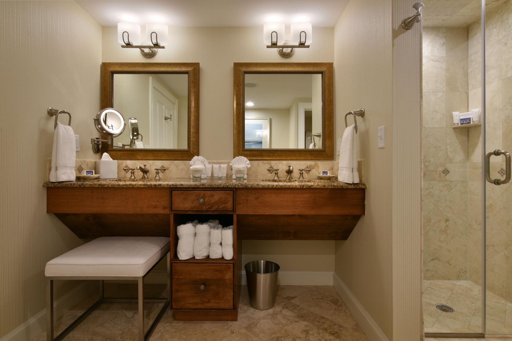 Double Ocean Front King Bed