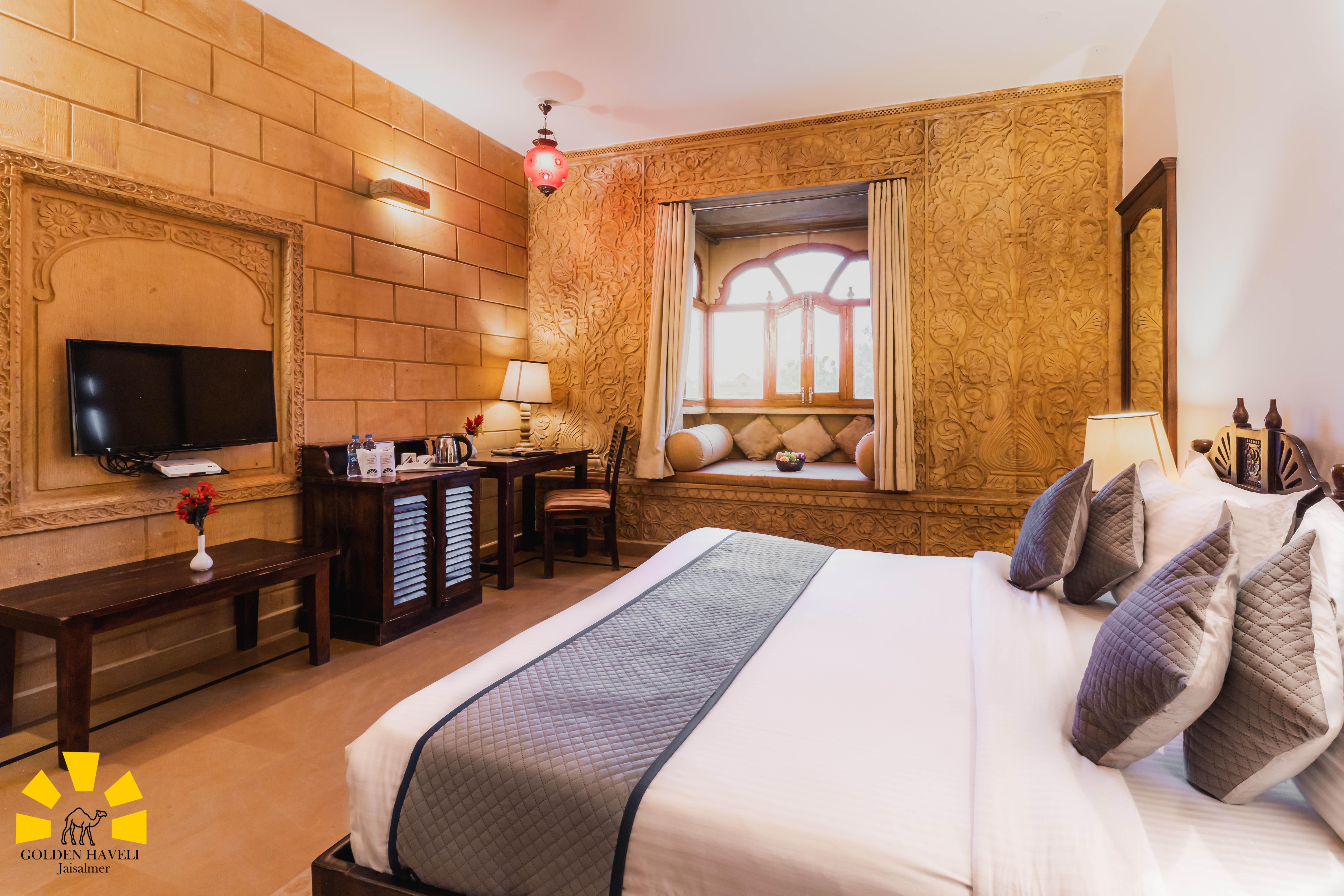 Double Deluxe Capacity 4