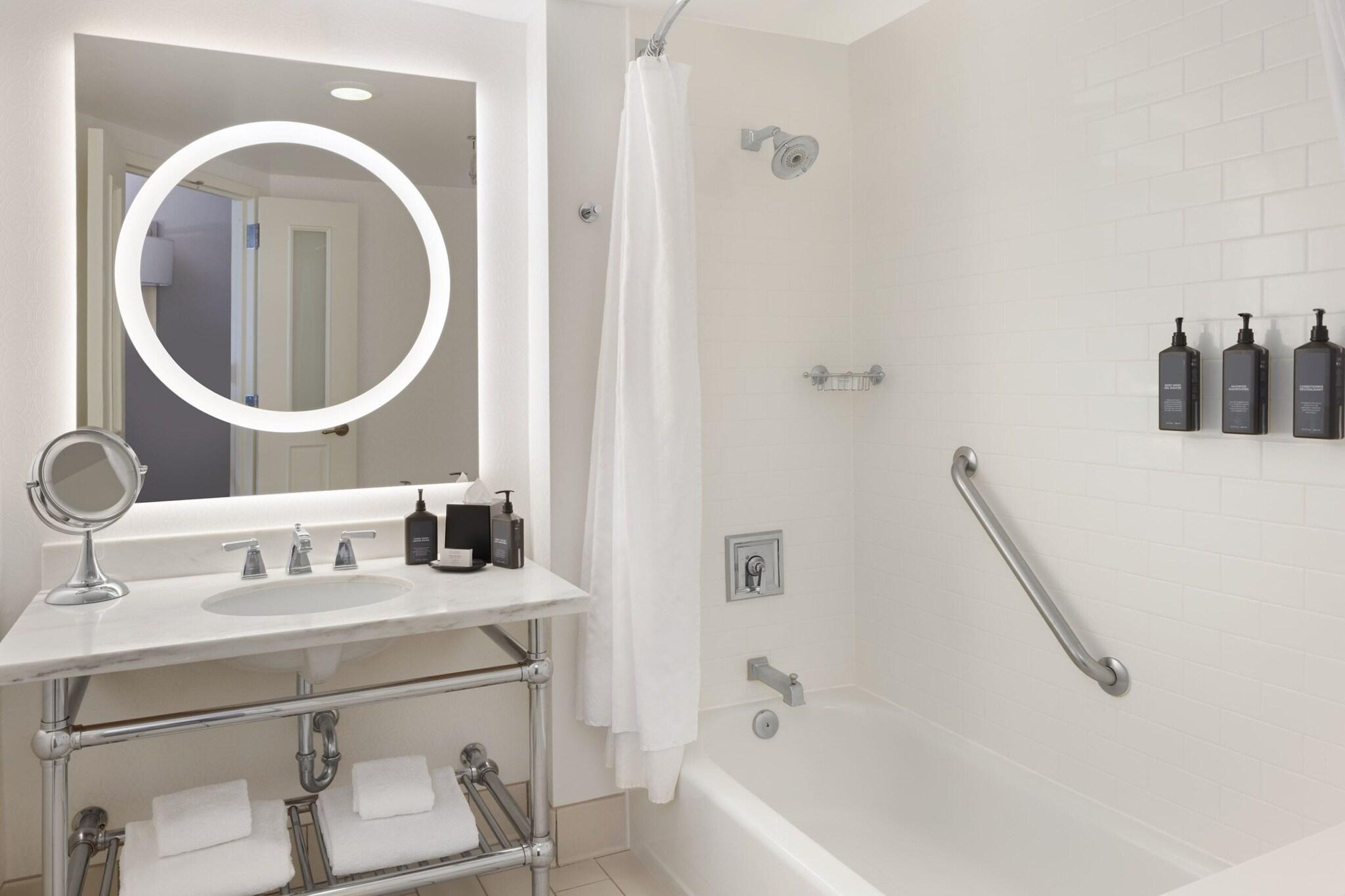 Double Club Two Queen Beds