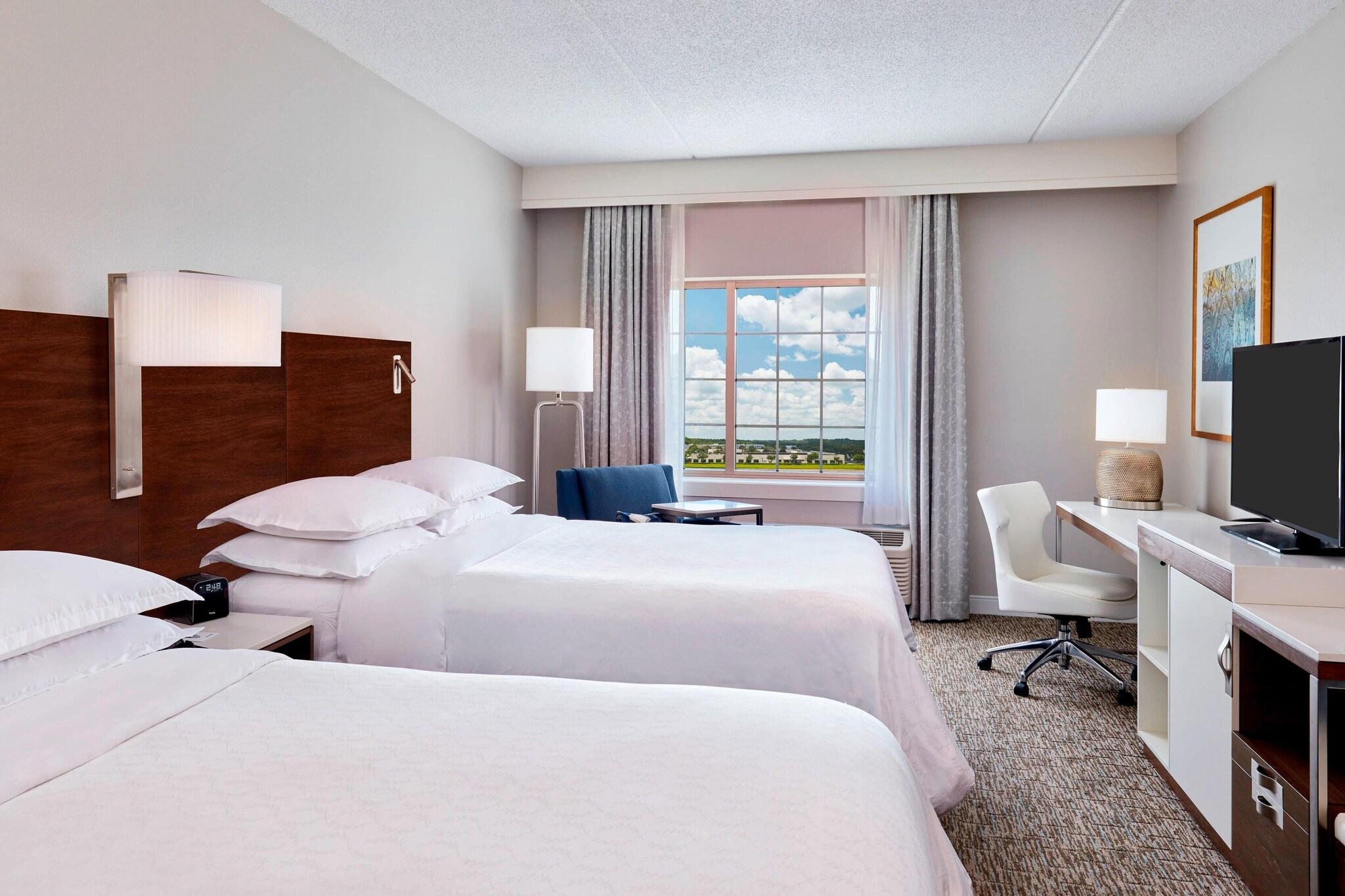 Double Club Two Queen Beds