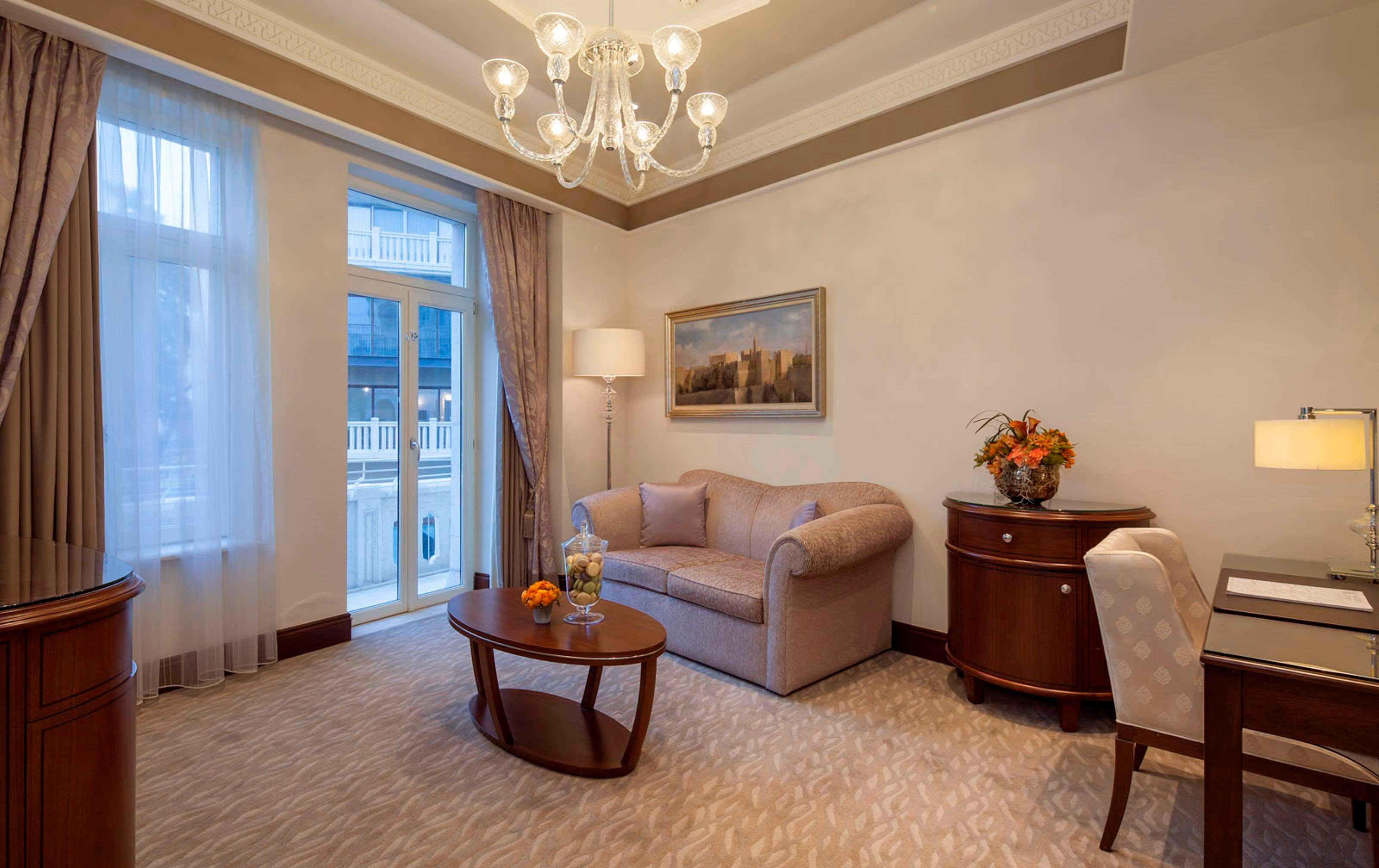 Suite King Bed One Bedroom 