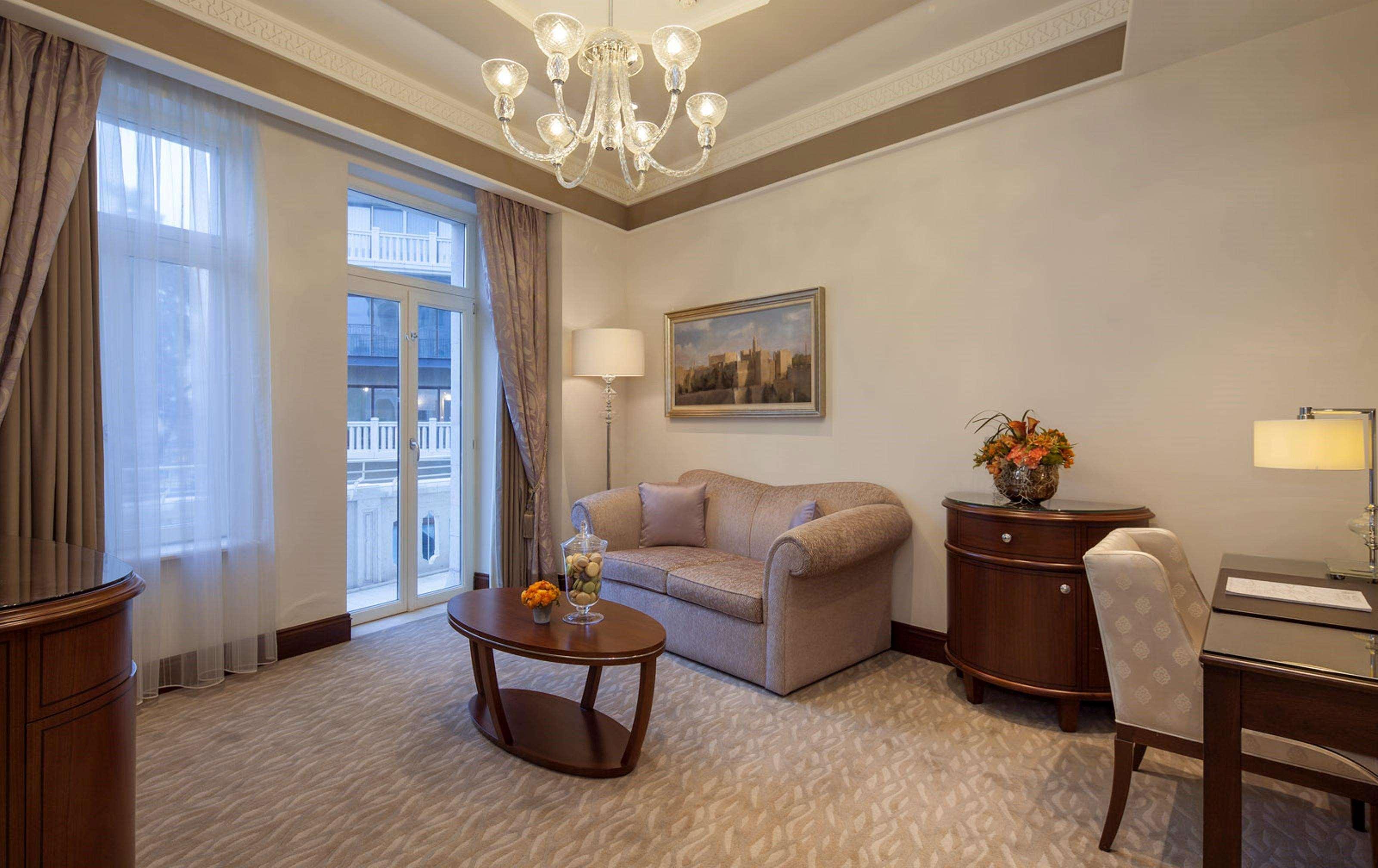 Suite King Bed One Bedroom 