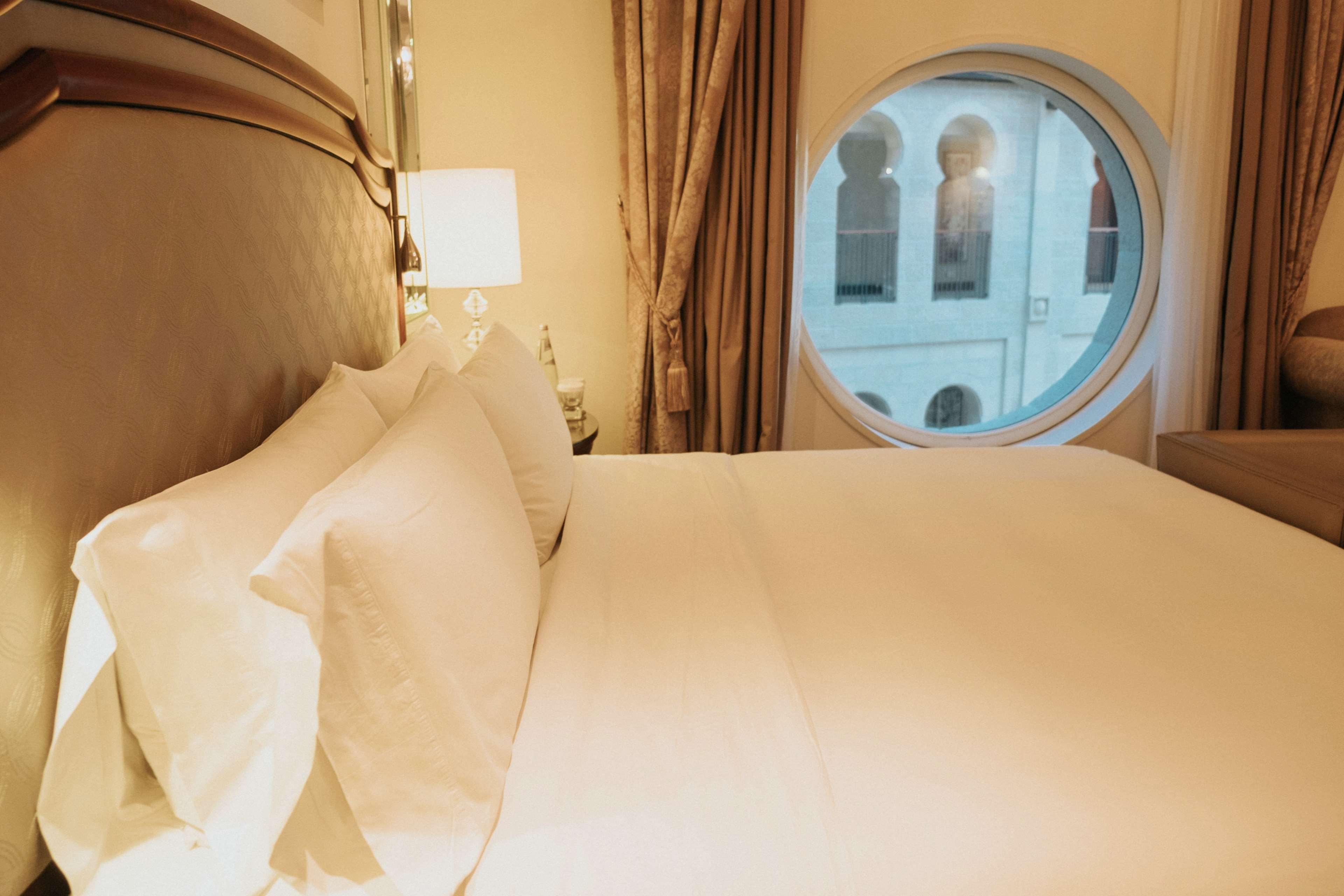 Junior Suite King Size Bed