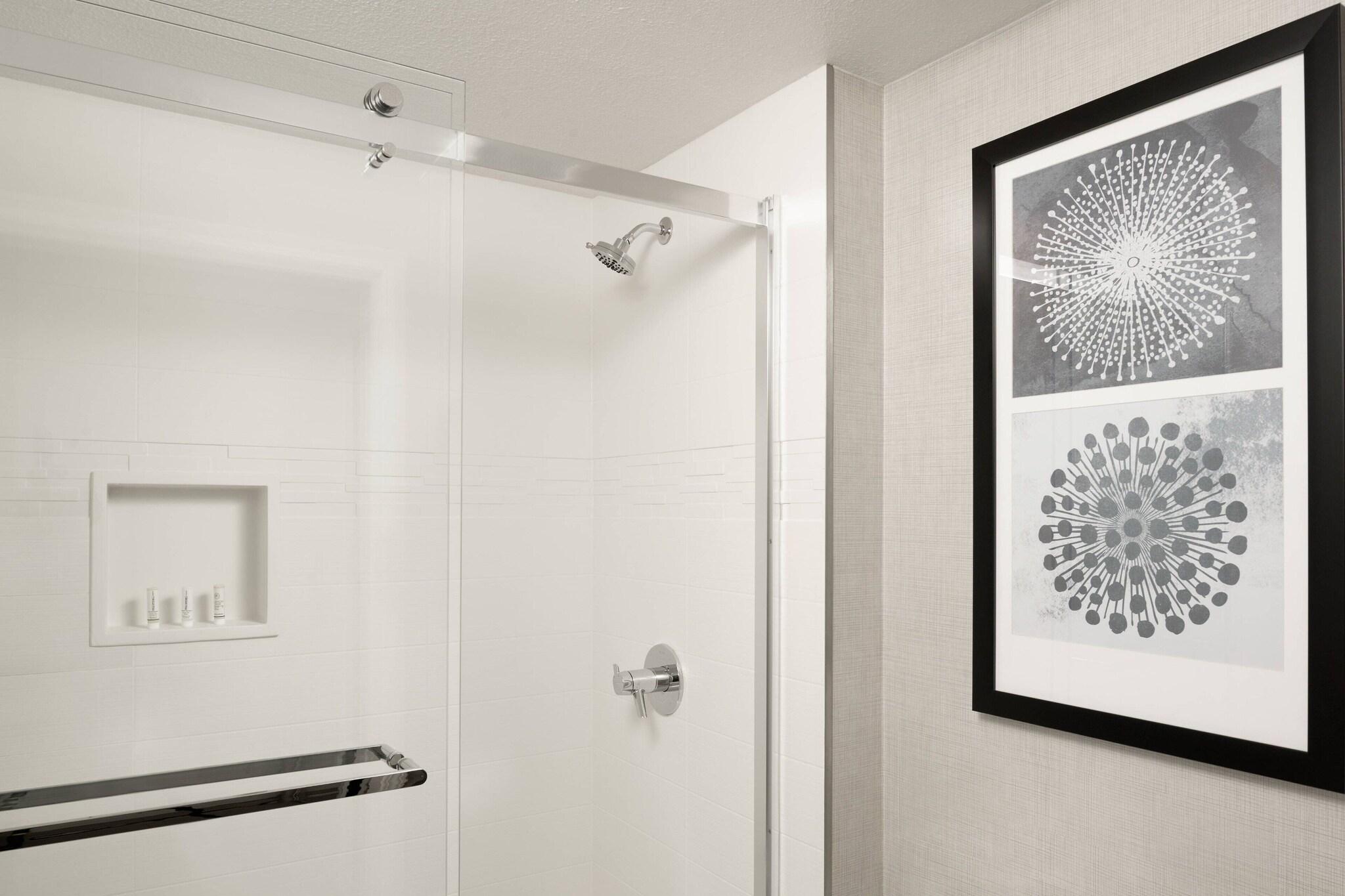 Studio King Size Bed