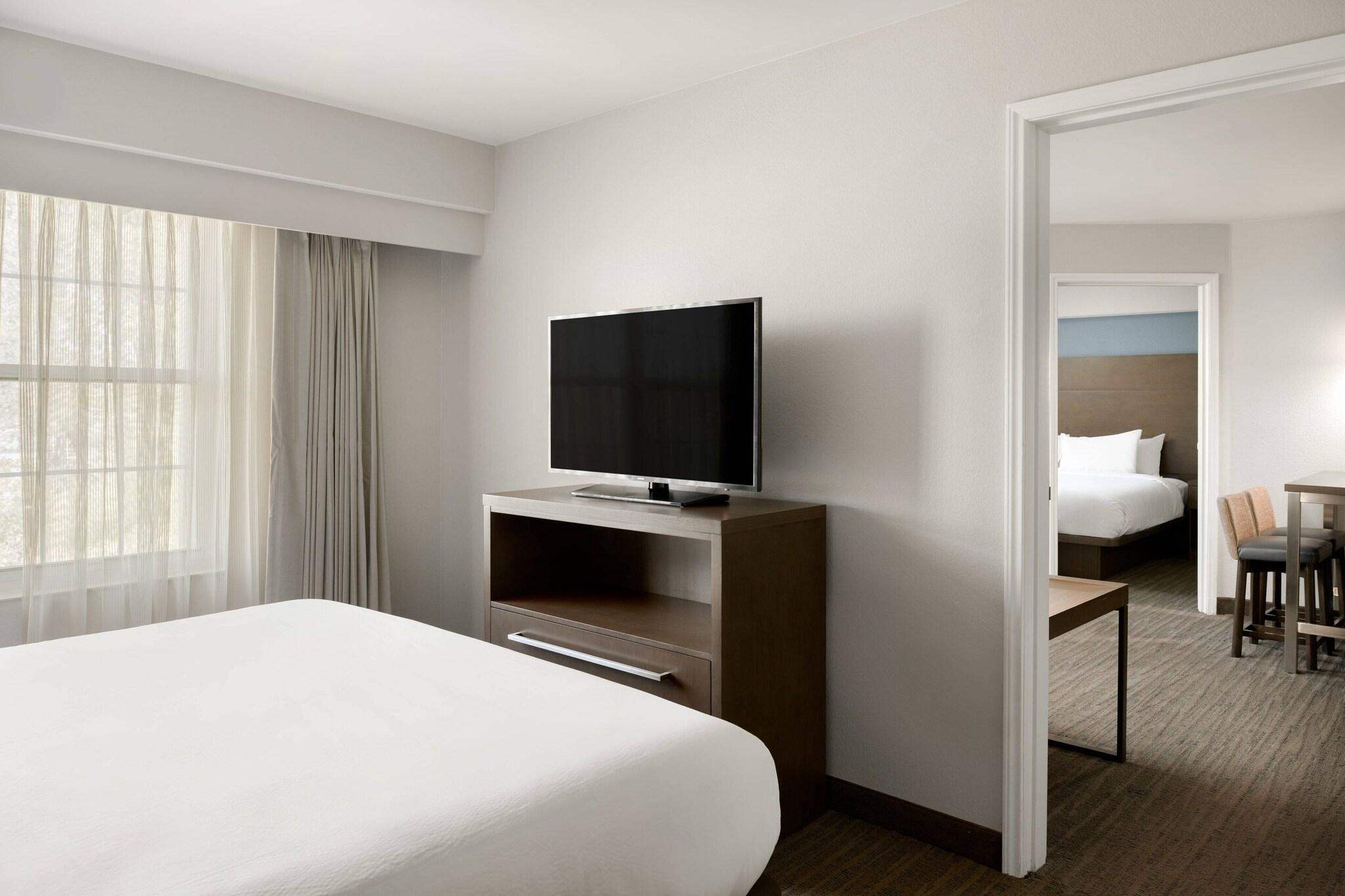 Suite King Bed Two Bedrooms