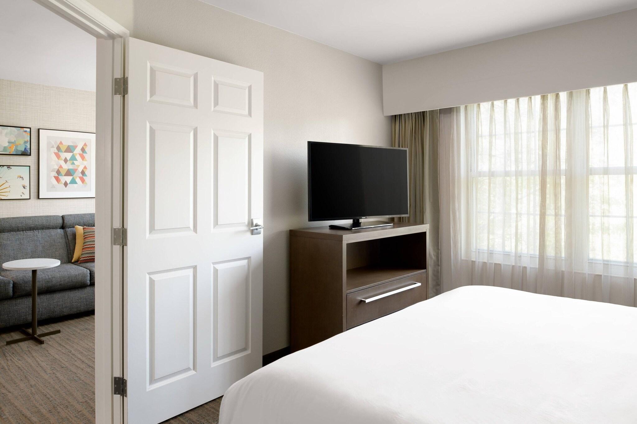 Suite King Bed Two Bedrooms