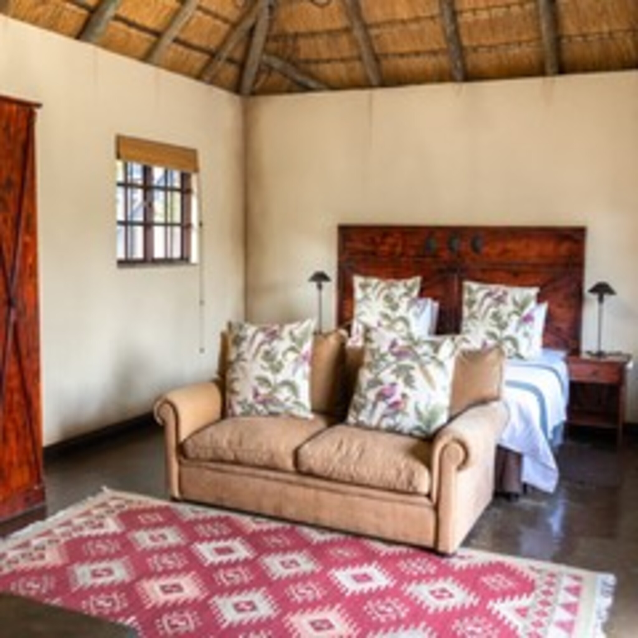 Room Deluxe Capacity 2