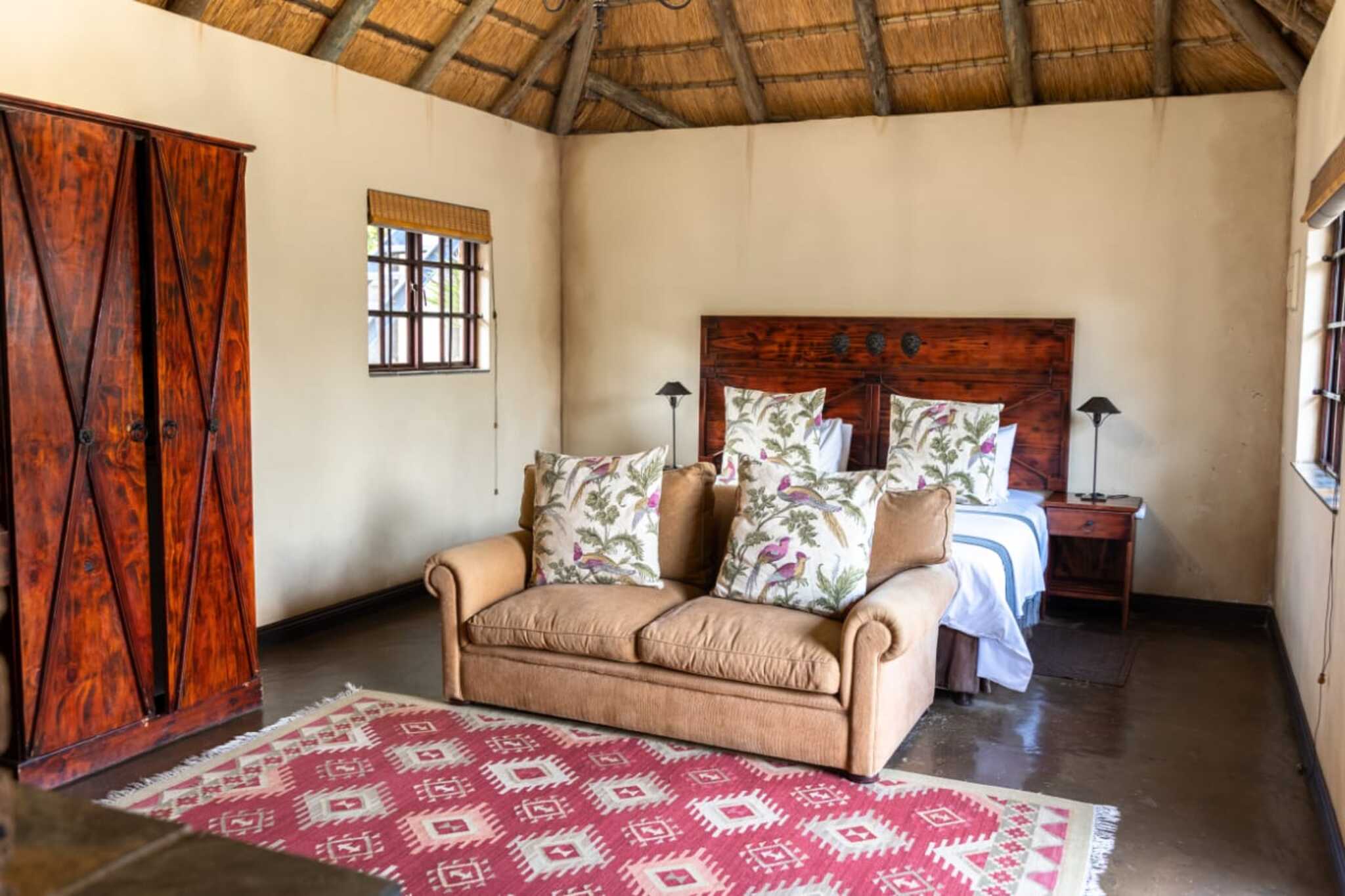 Room Deluxe Capacity 2