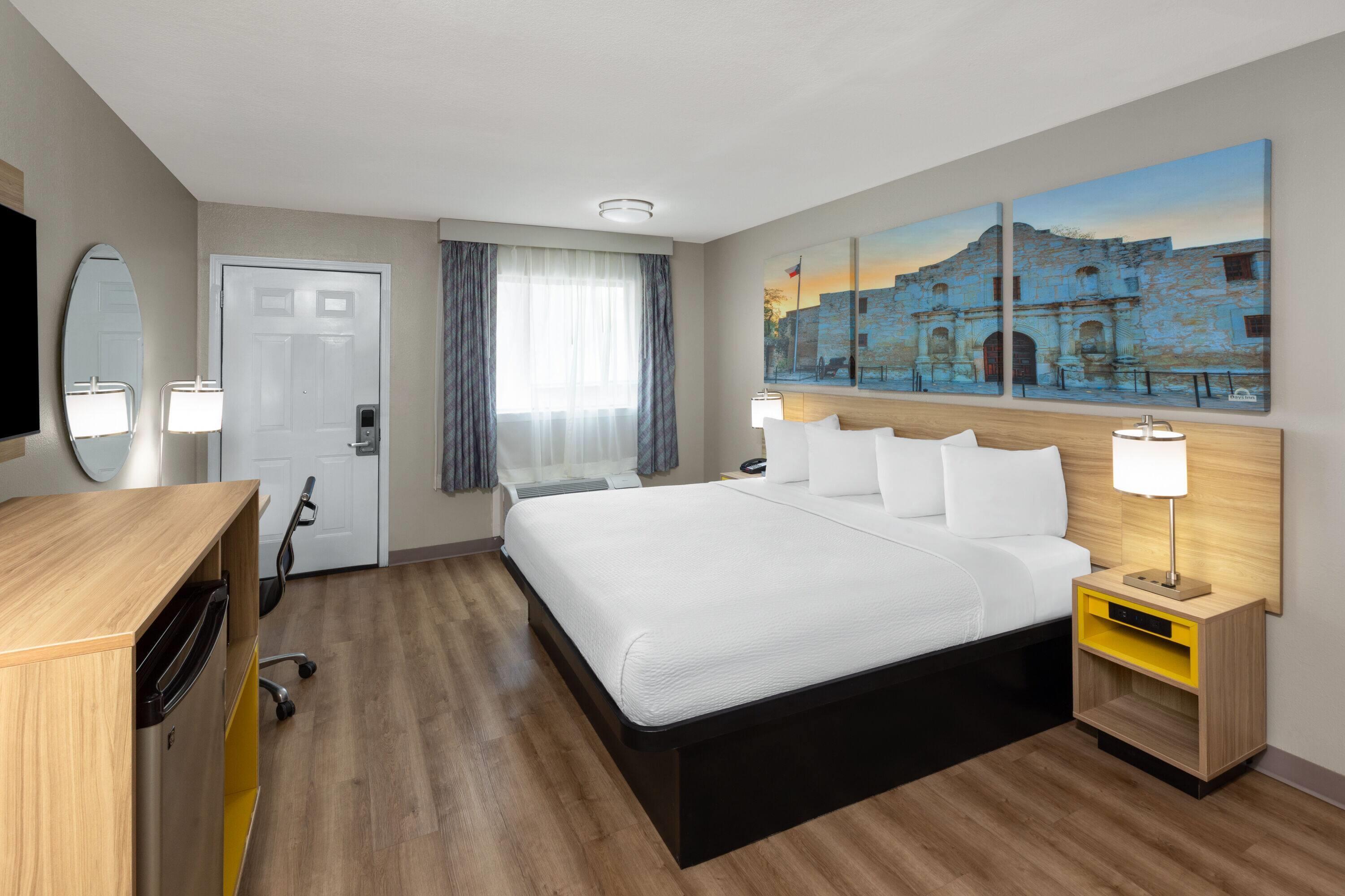 Triple King Bed Non Smoking