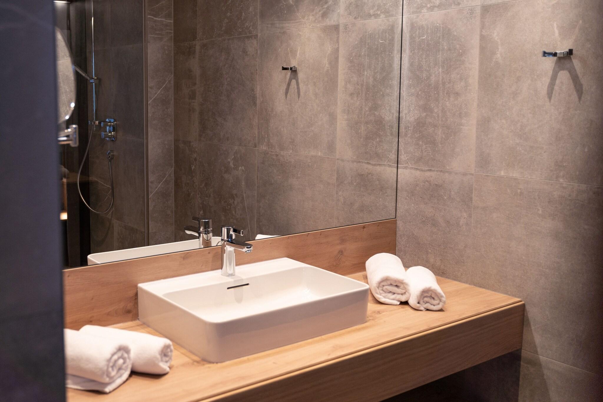 Double Queen Size Bed