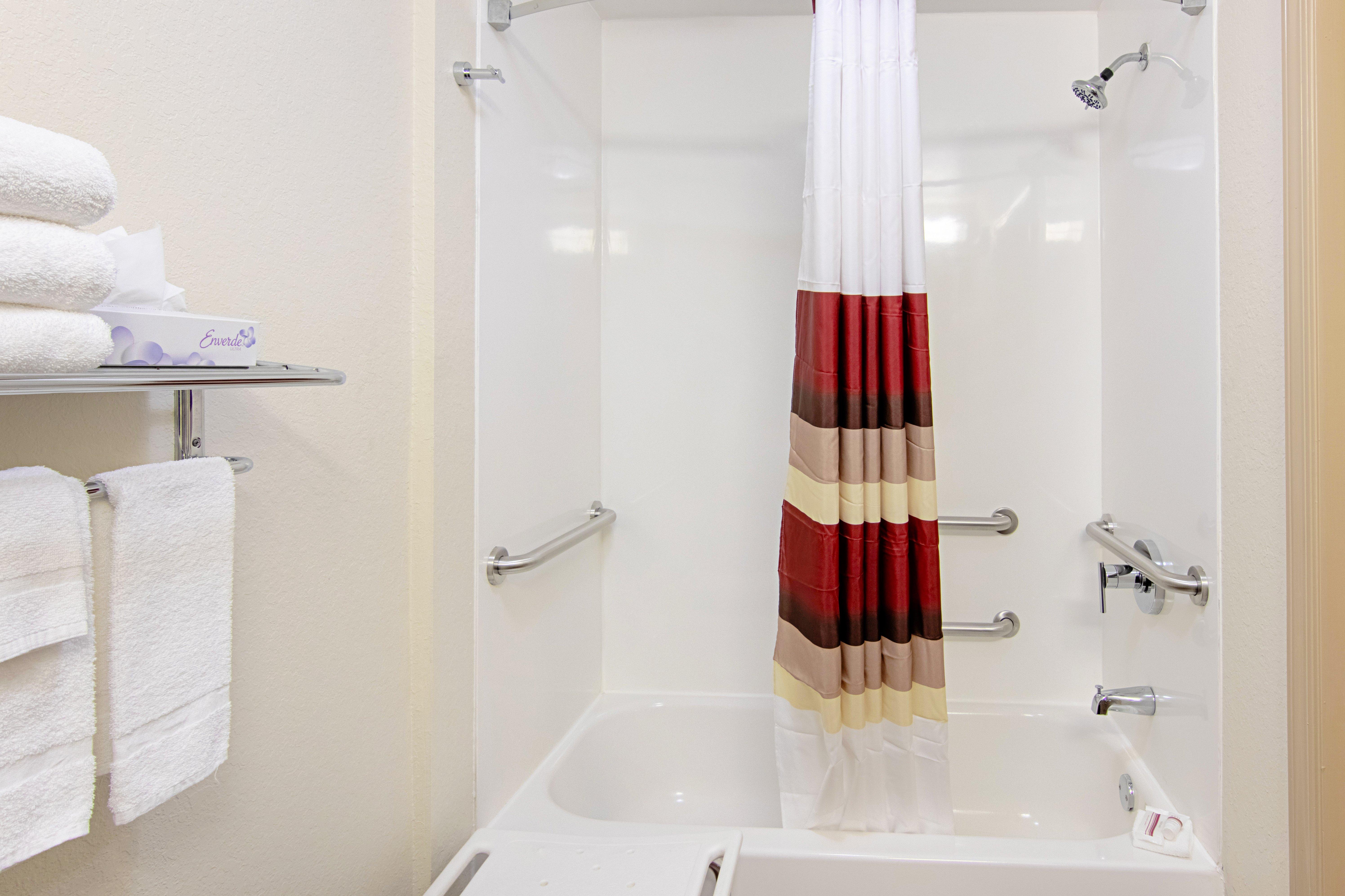 Double Deluxe Two Beds