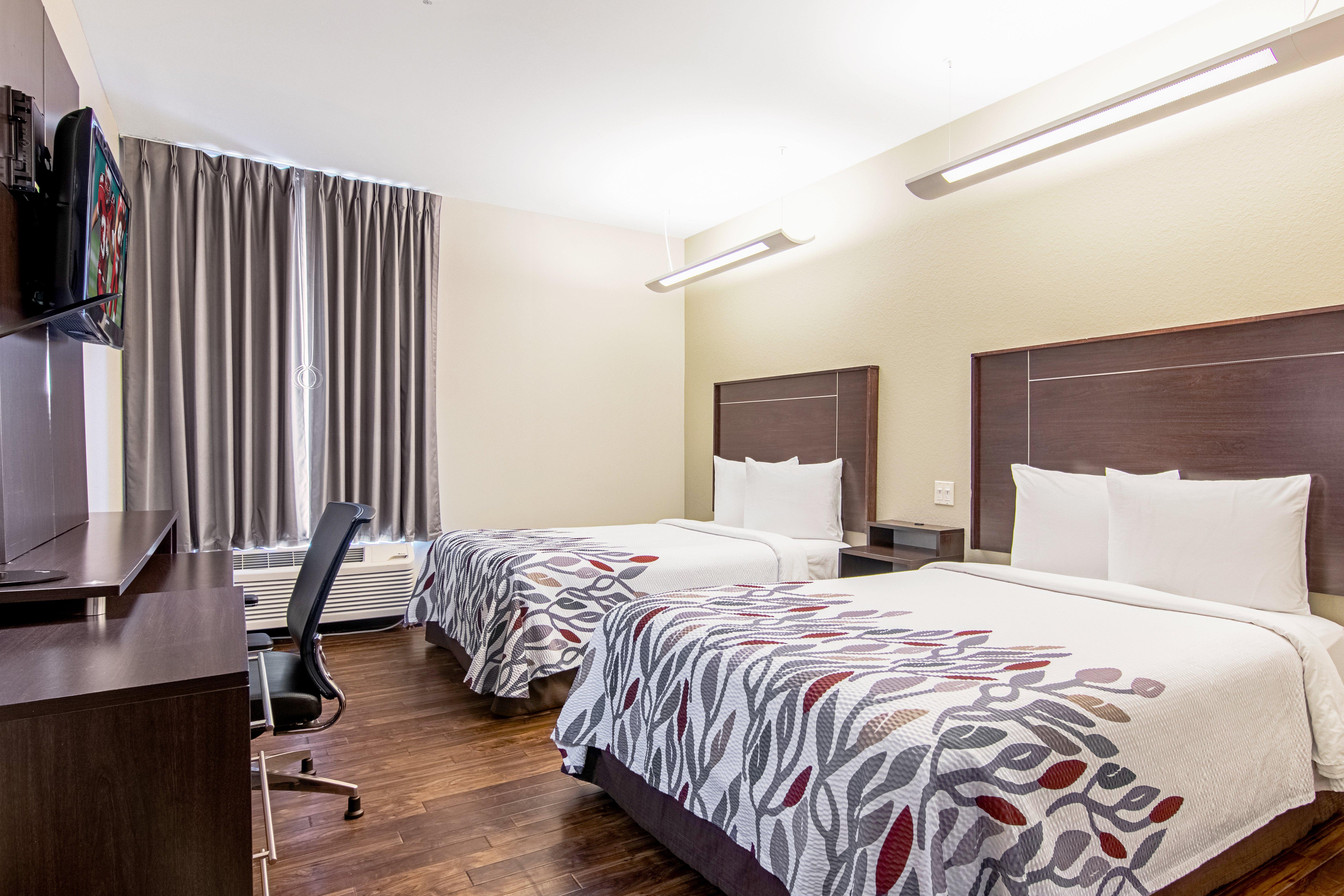 Double Deluxe Two Beds