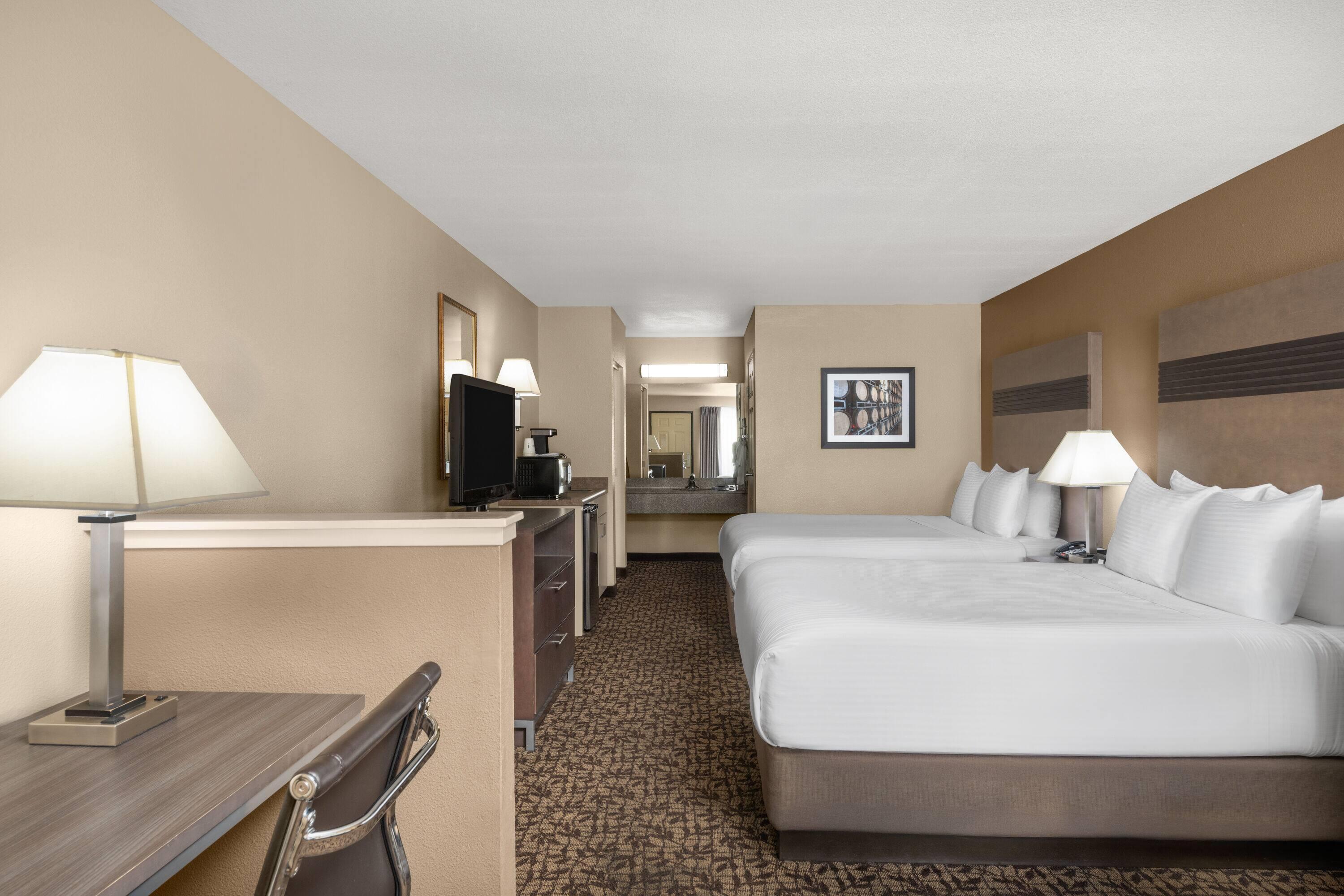 Quadruple Two Queen Beds