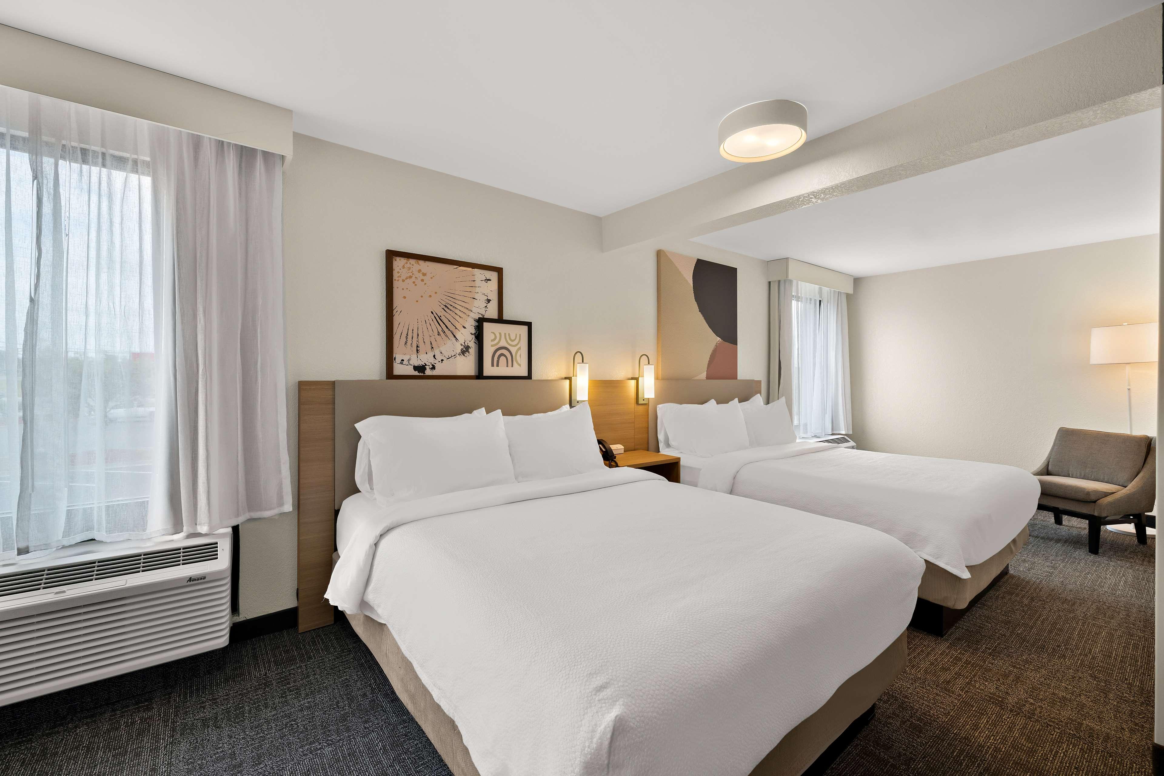 Double Two Queen Beds