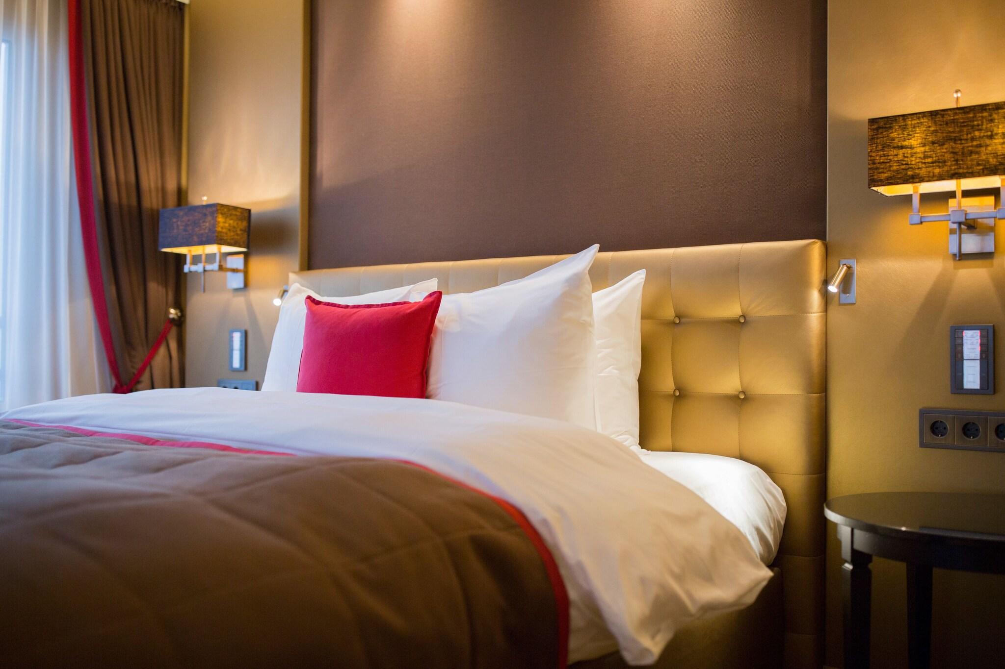 Suite Sea View King Bed