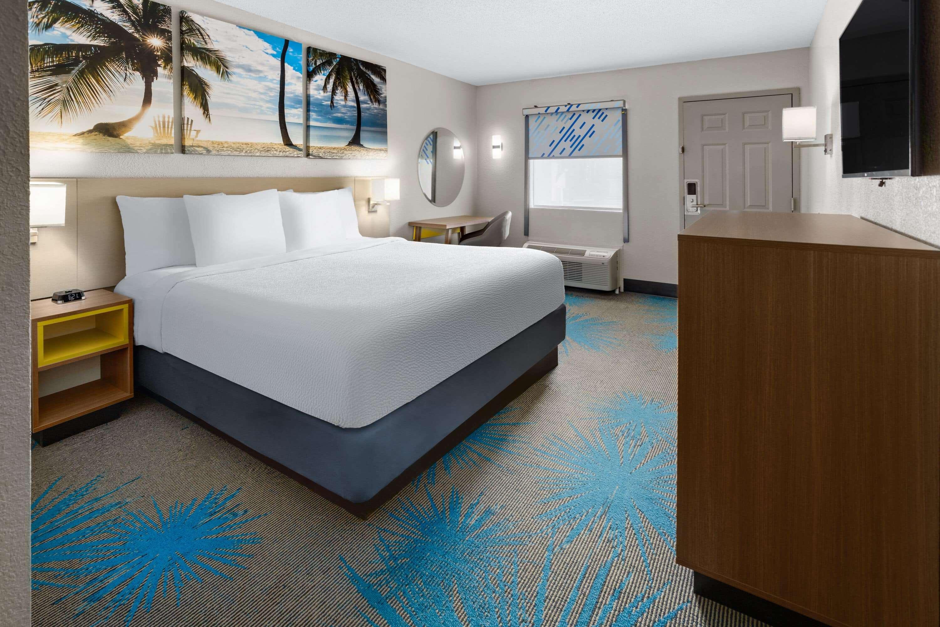 Double King Bed Non Smoking