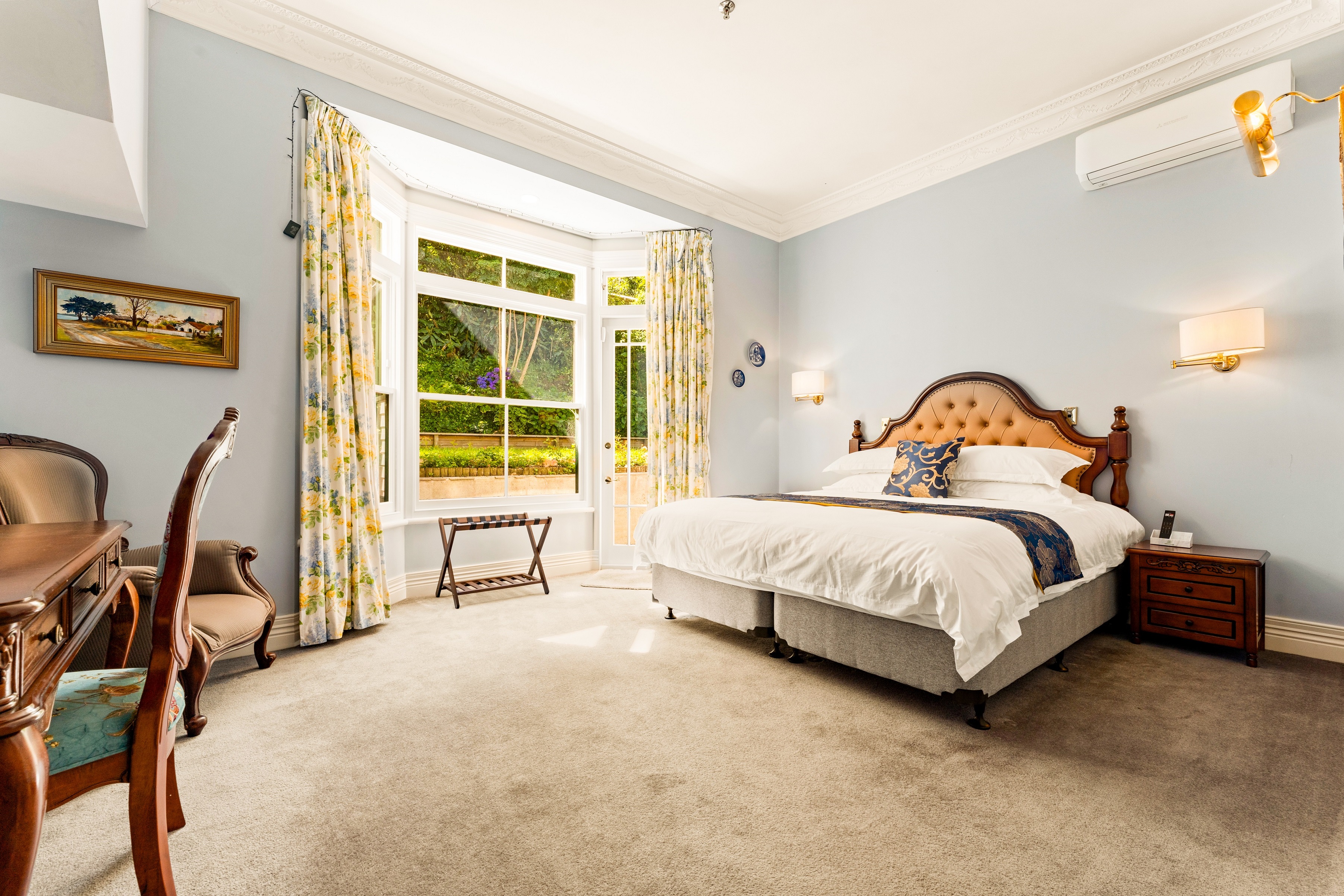 Double Executive King Bed