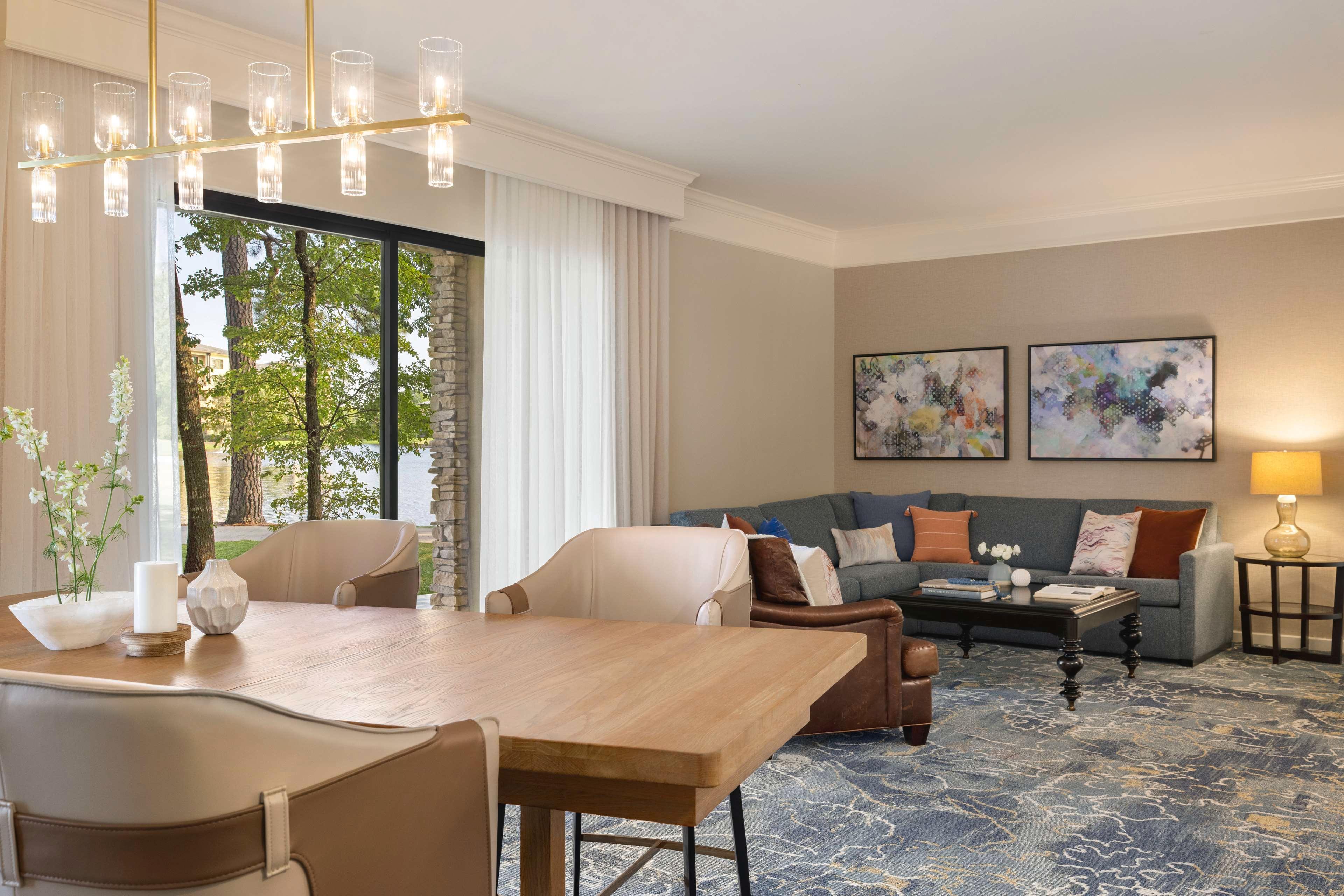 Suite King Bed One Bedroom 