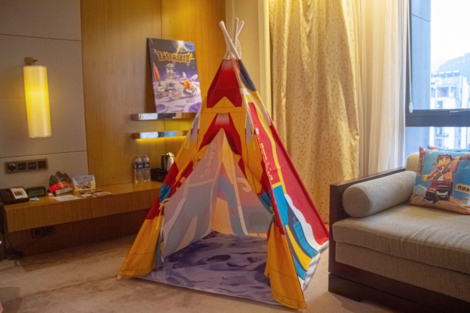 Double King Size Bed