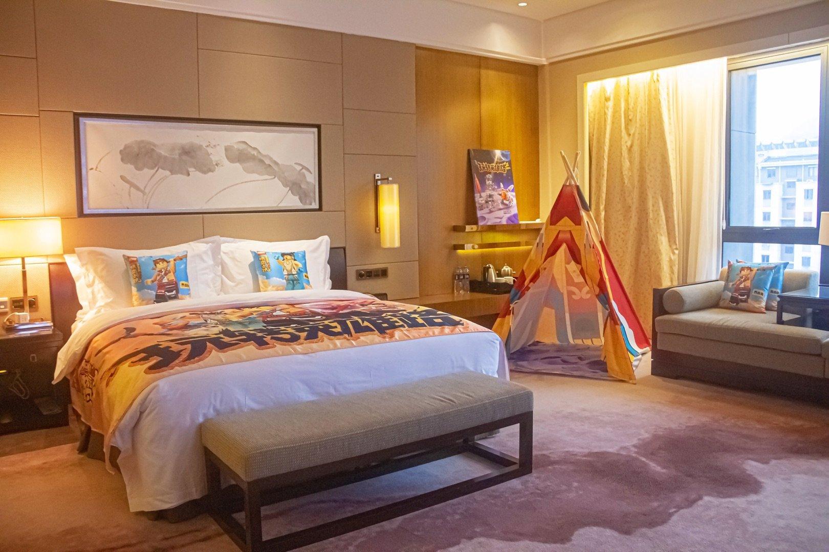 Double King Size Bed