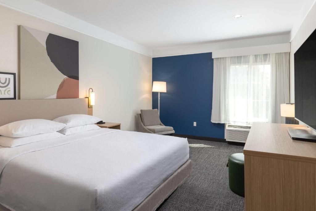 Double King Size Bed