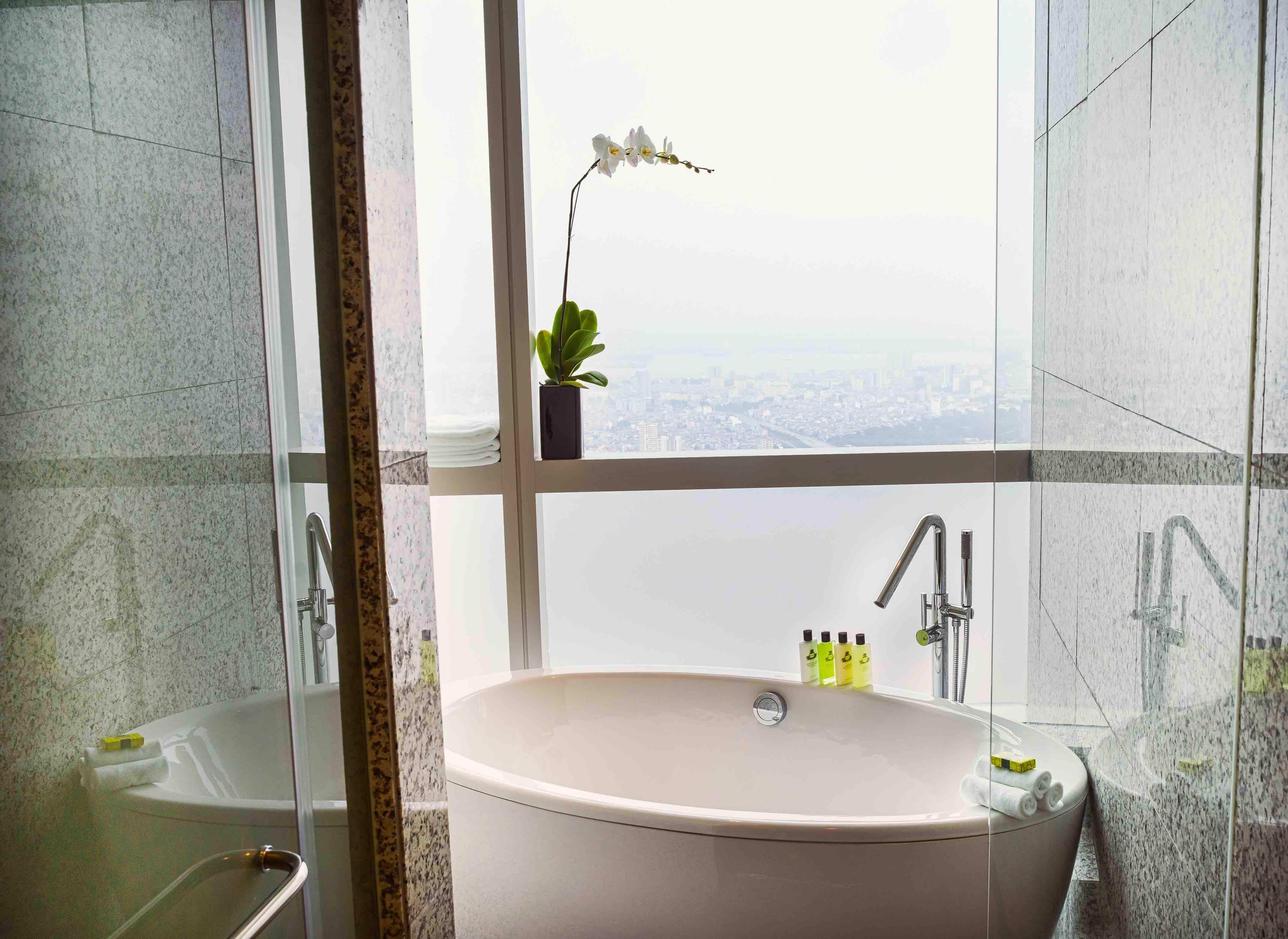 Junior Suite King Size Bed