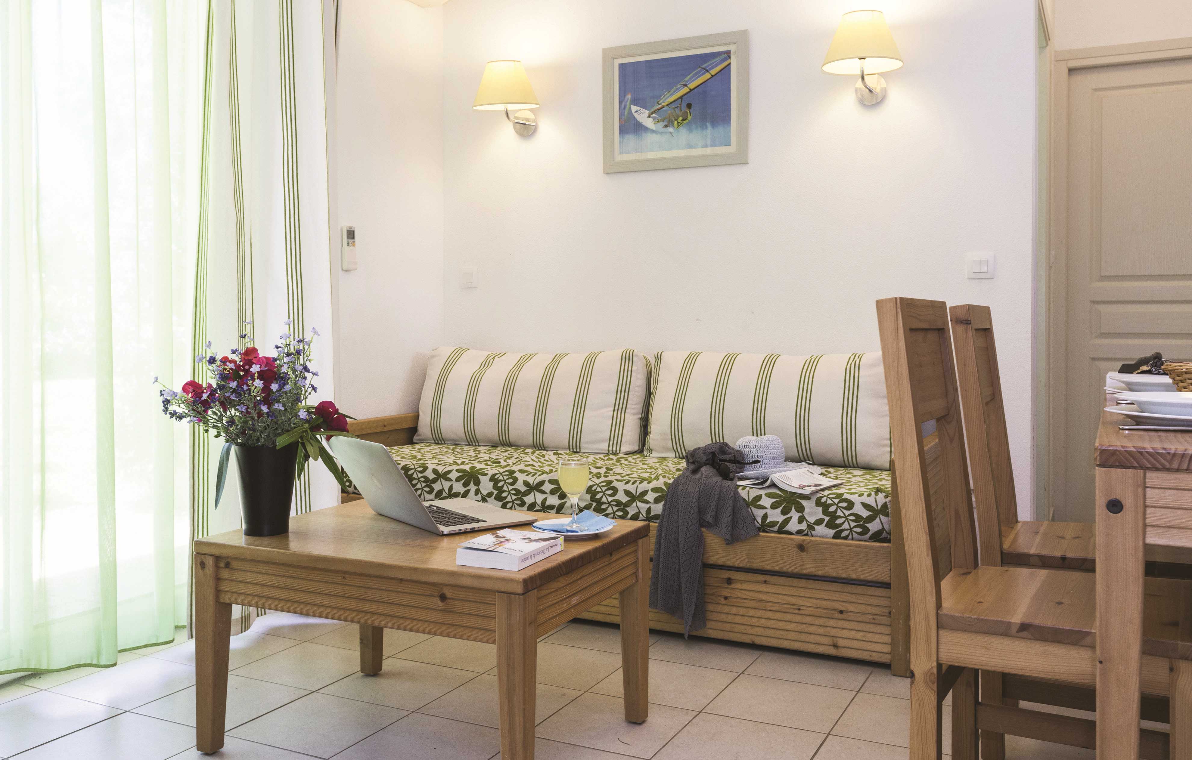 Apartment Two Bedrooms One Bathroom