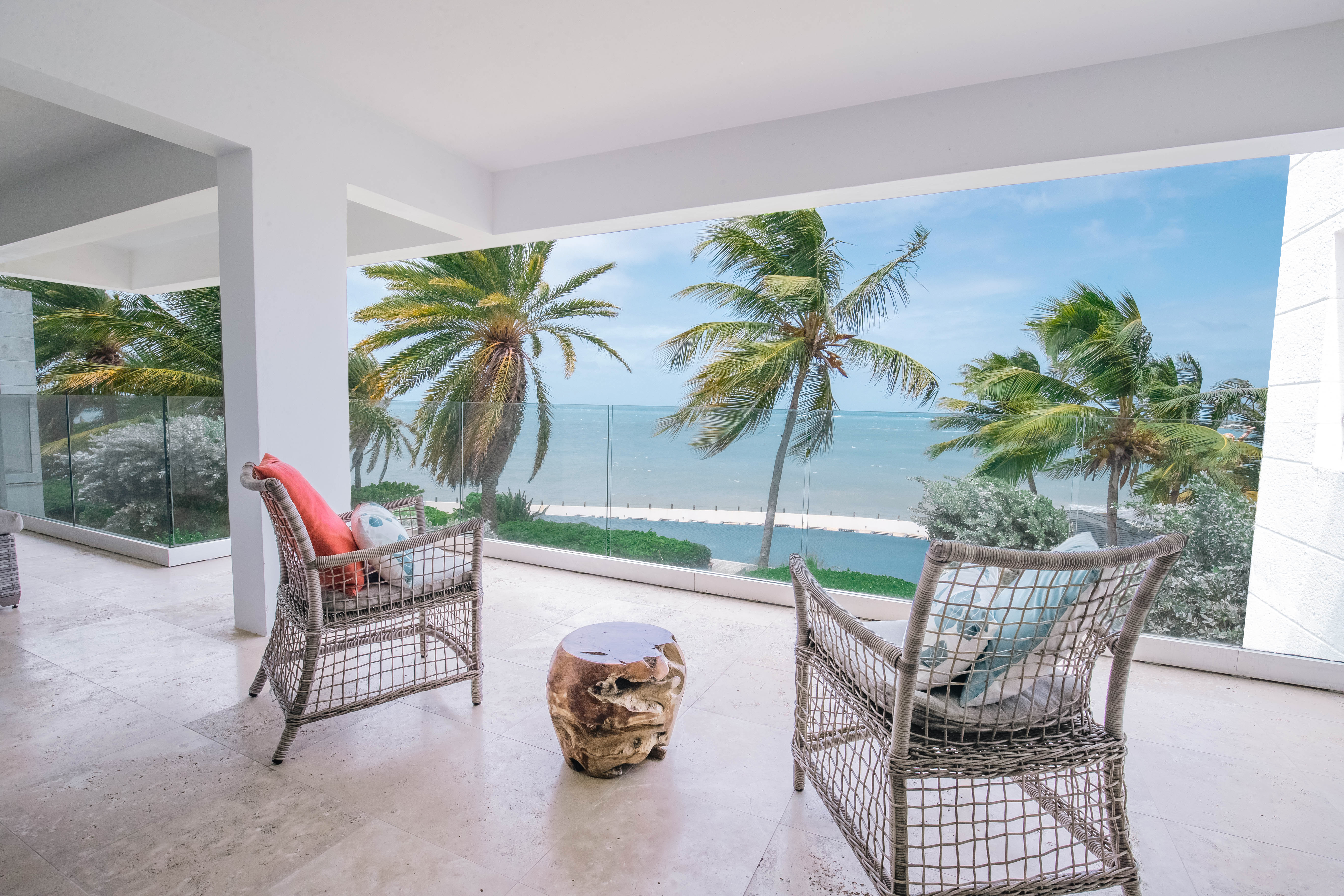 Suite Ocean Front Two Bedrooms