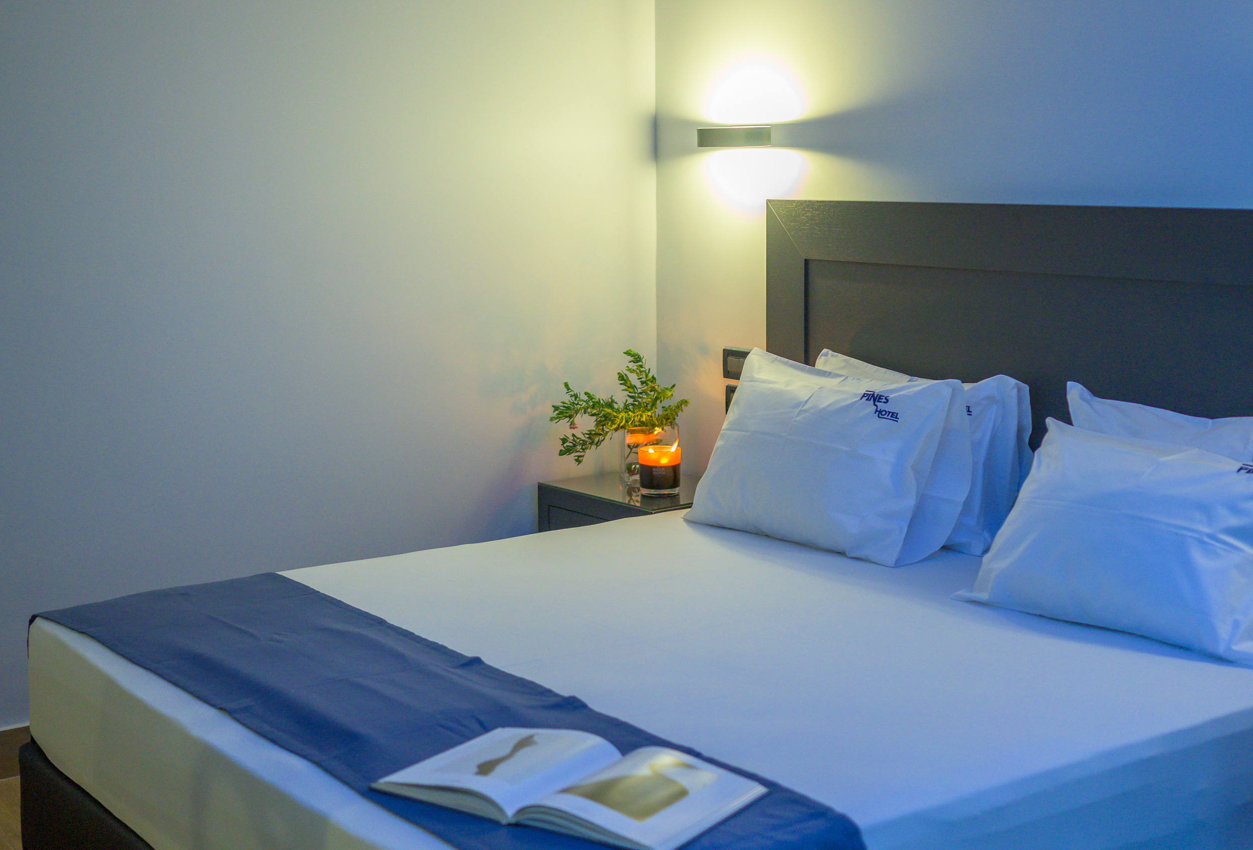 Double Deluxe One Bed