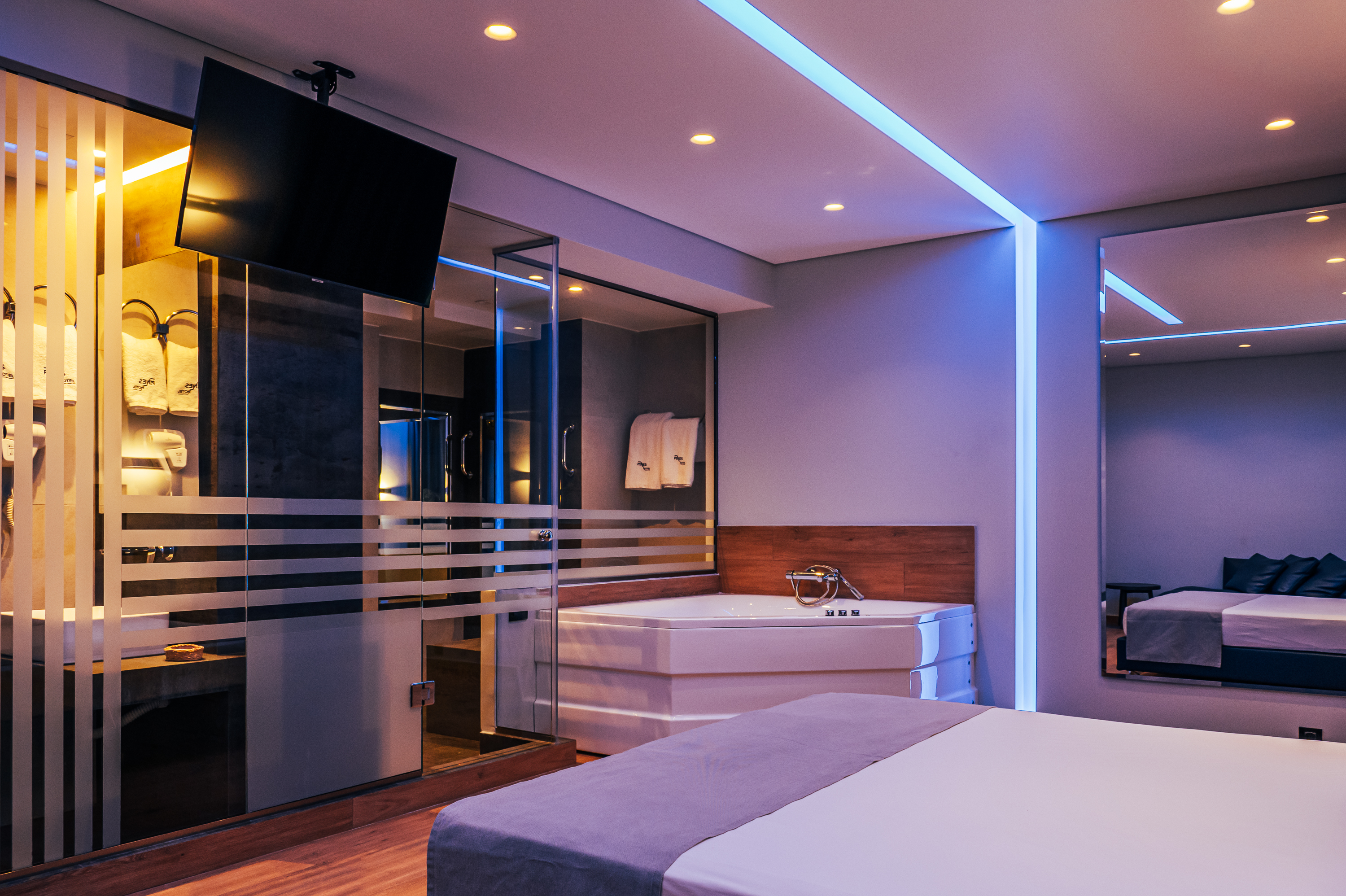 Suite with Jacuzzi
