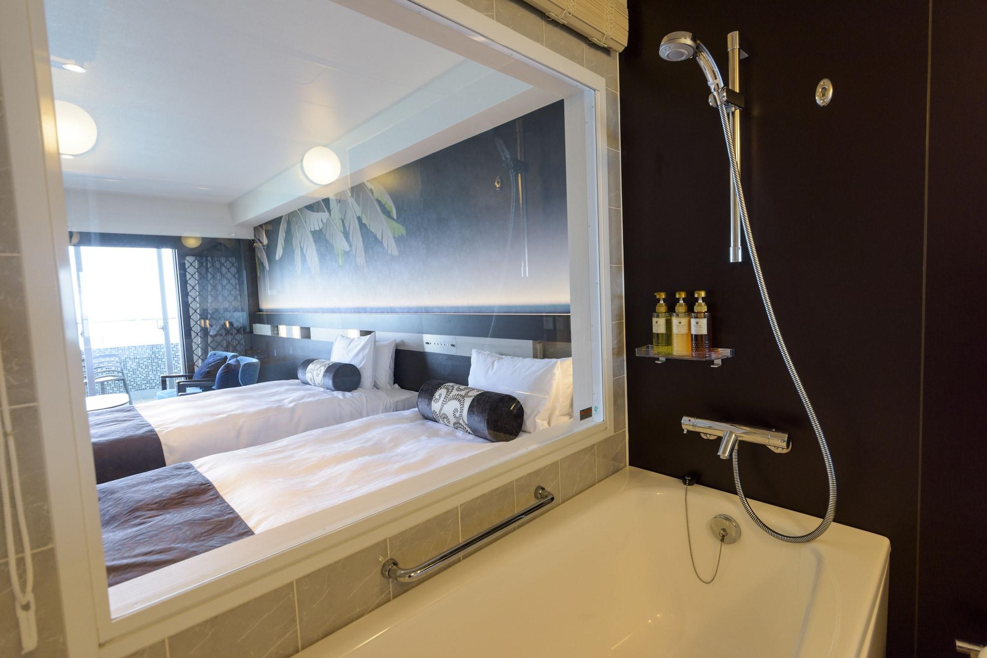 Twin Deluxe Two Beds