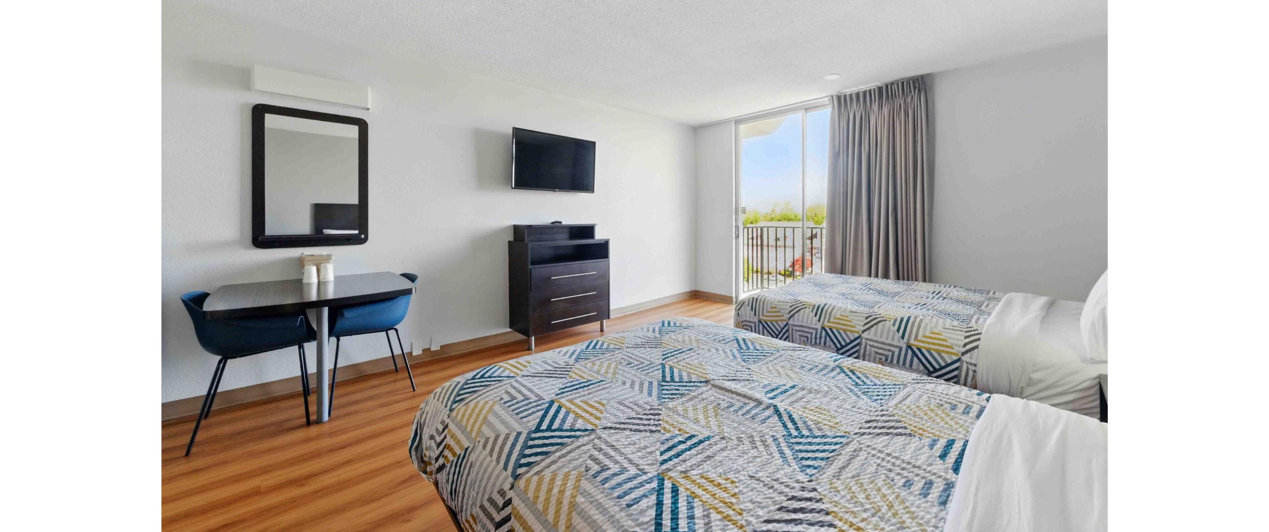 Quadruple Two Double Beds Non Smoking
