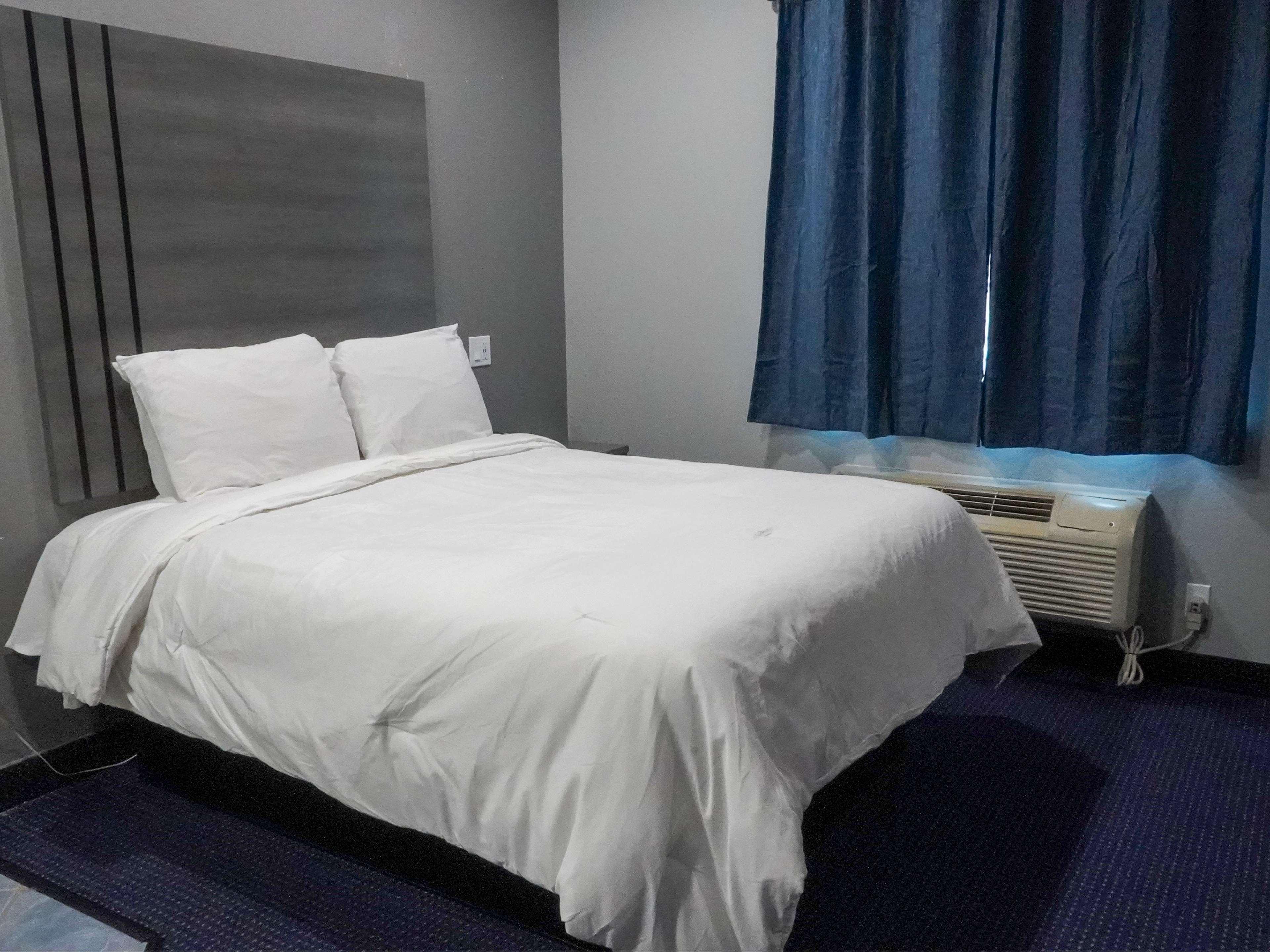 Suite Queen Bed Non Smoking