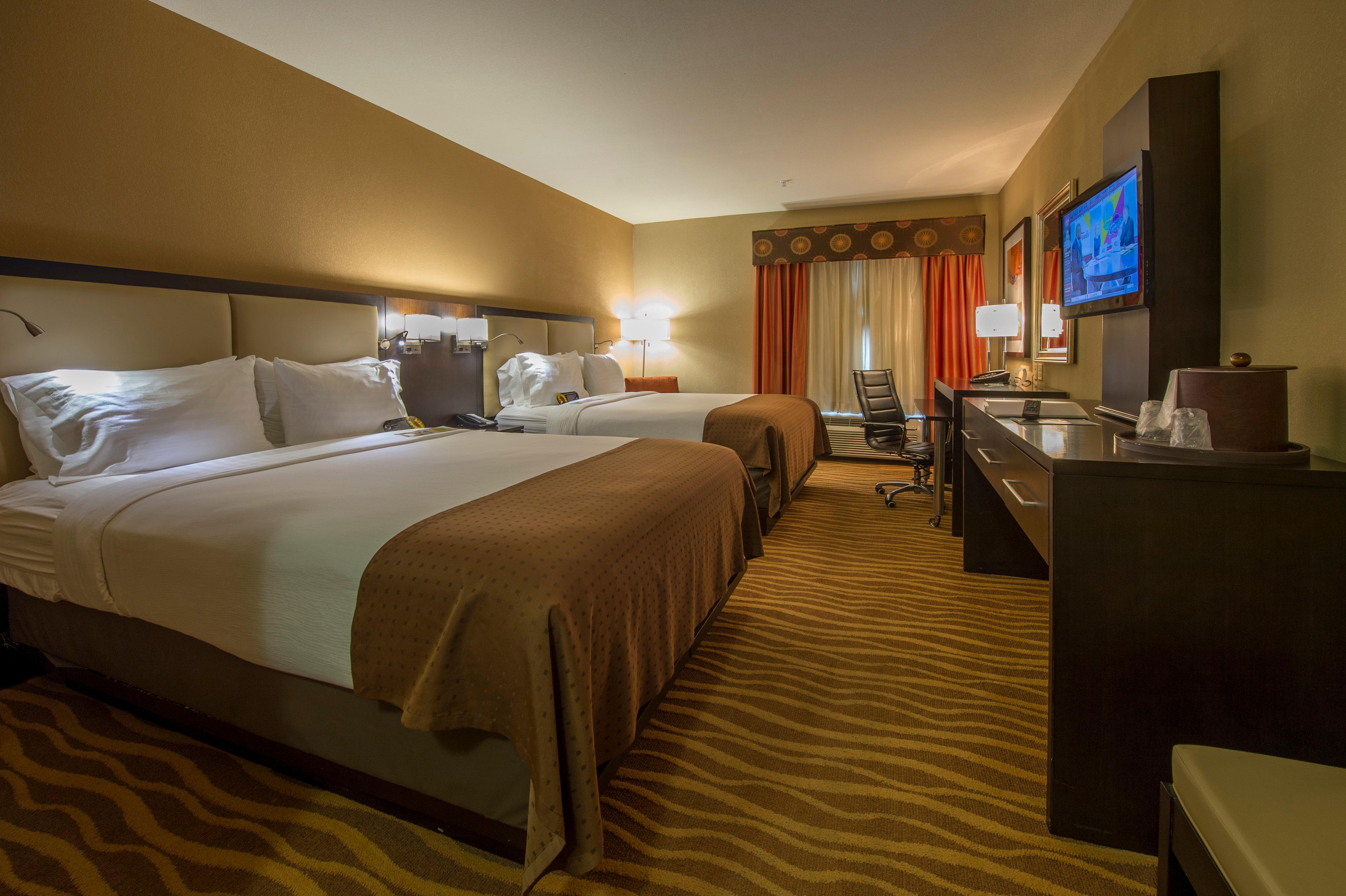 Double Two Queen Beds