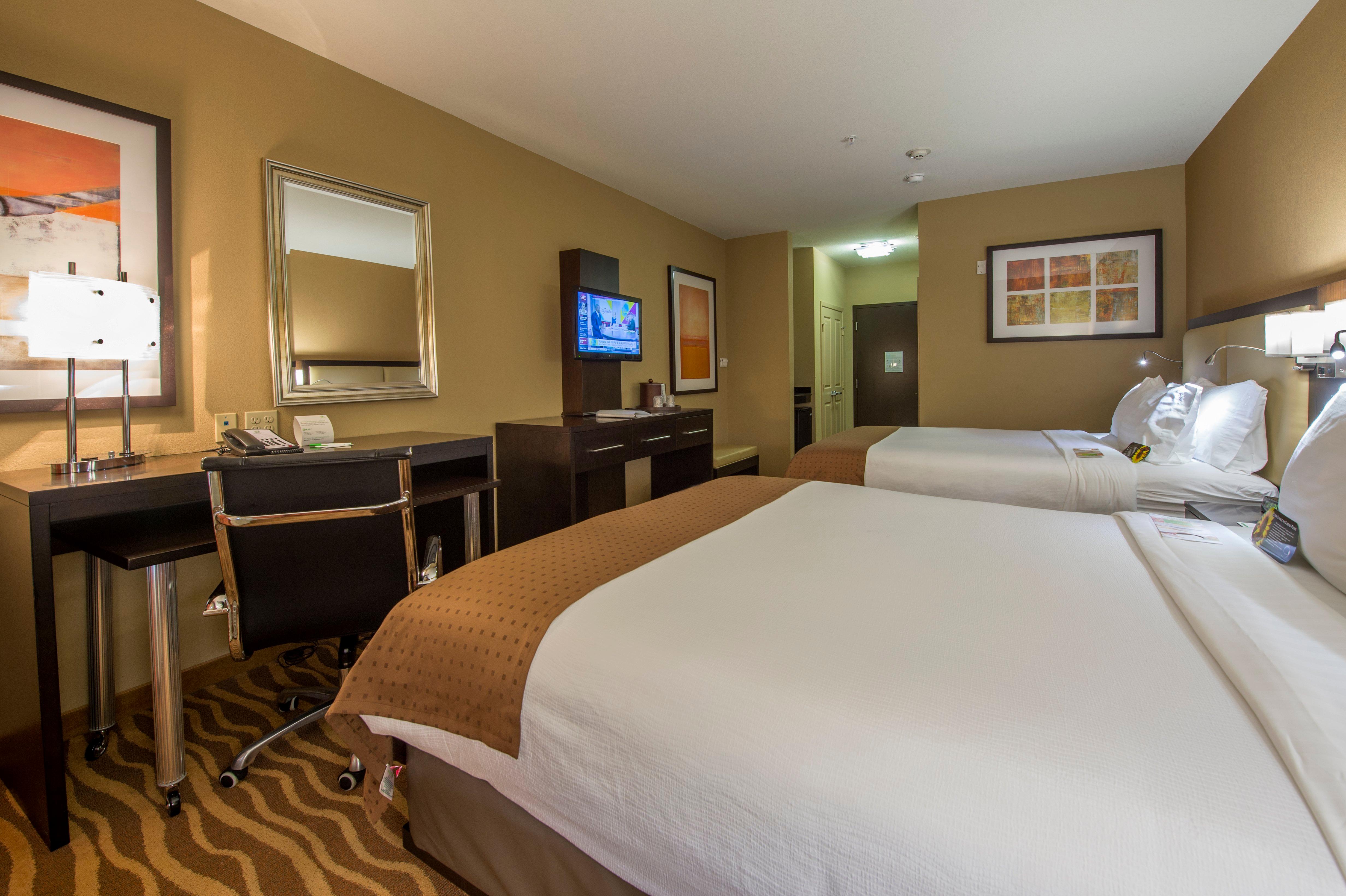 Double Two Queen Beds