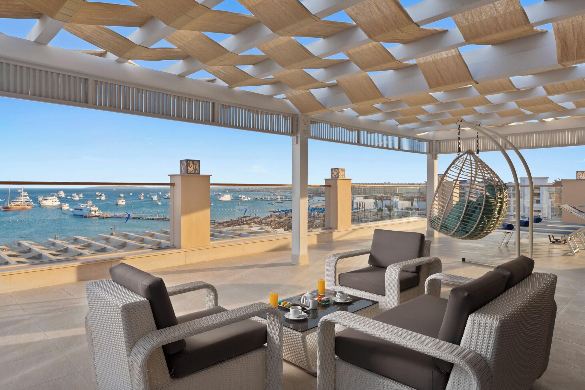 Suite with Jacuzzi with Views