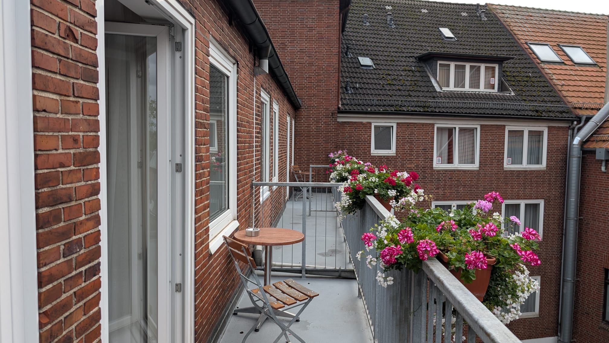 Double Premium Queen Bed