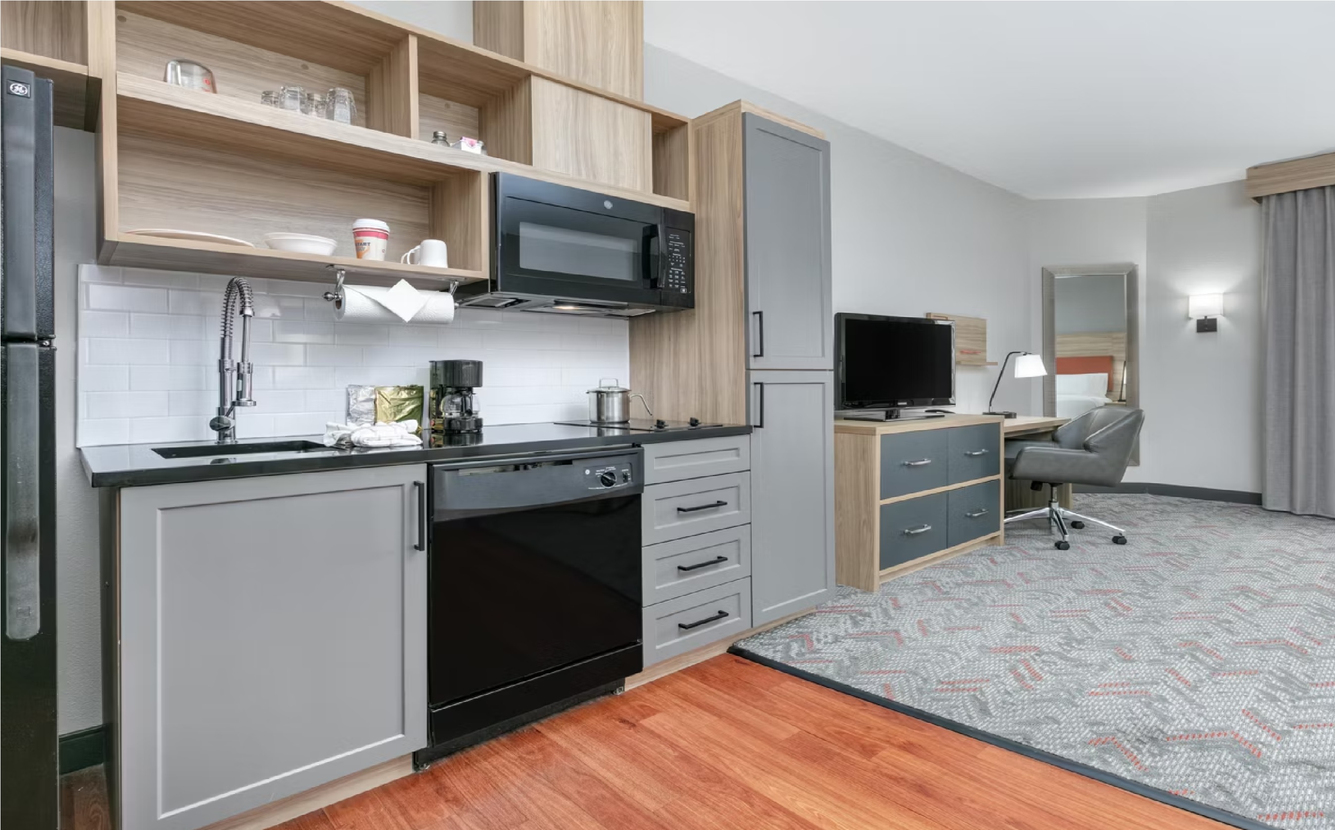 Studio with Kitchenette