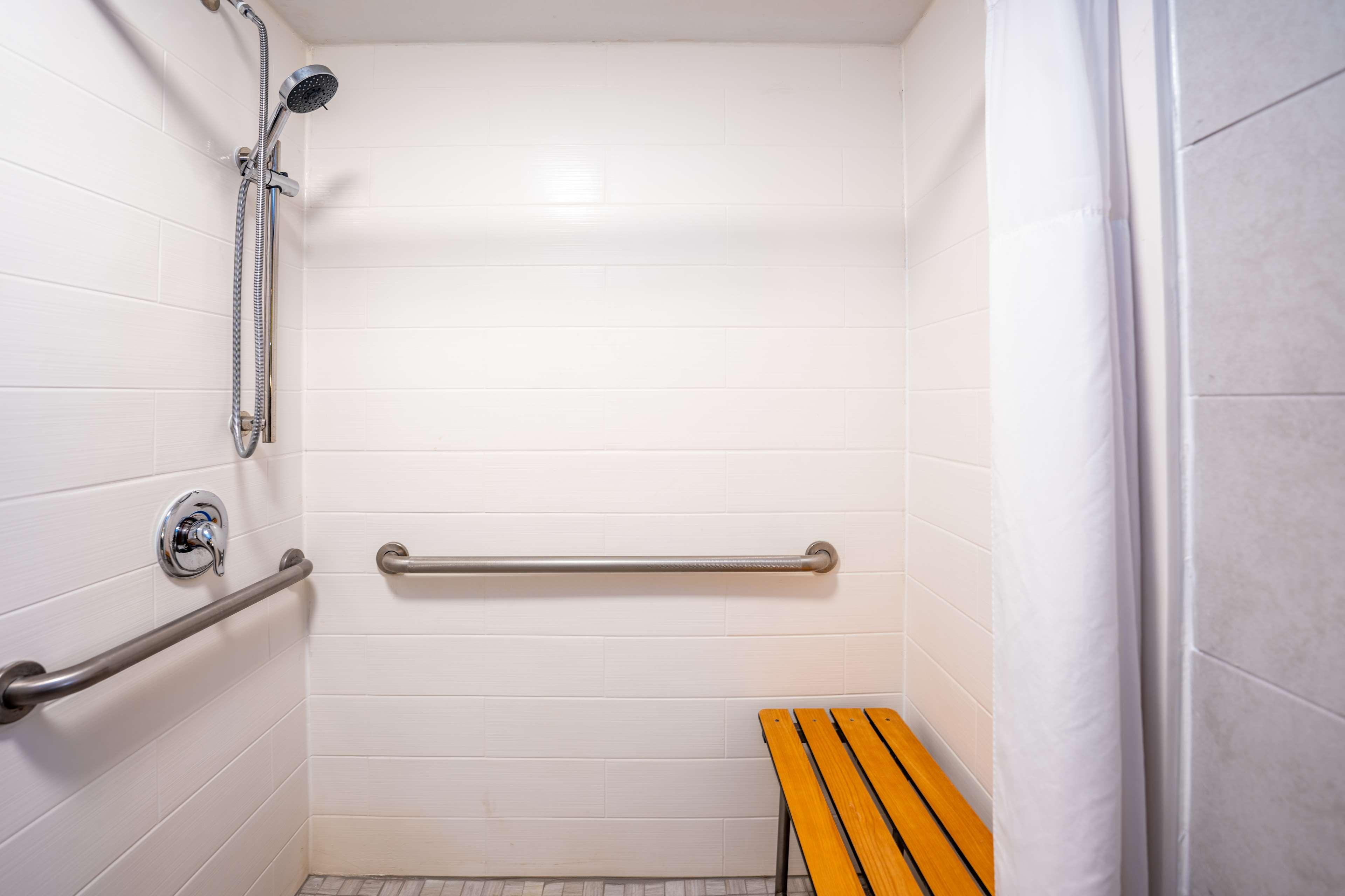 Room King Bed Non Smoking